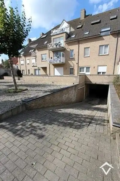 1 ondergrondse garage te huur centrum Koekelare foto 2