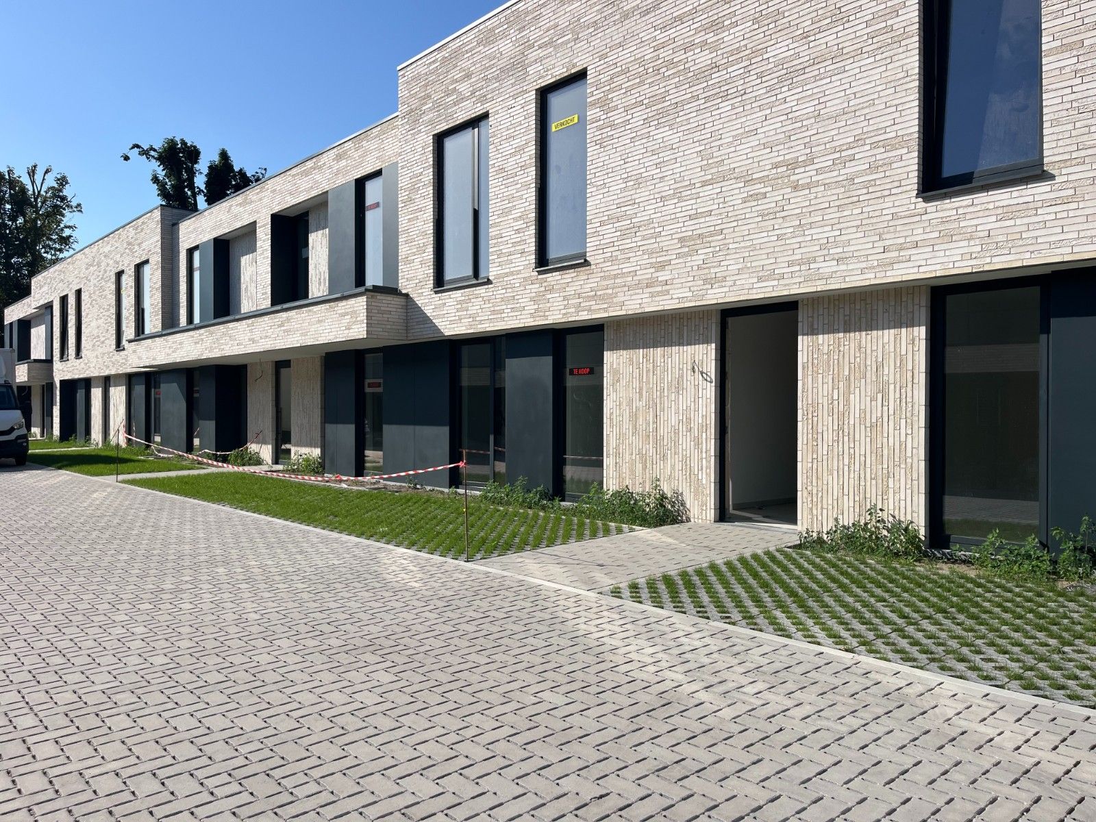 ()=>{if(producerUpdateValueVersion(node),producerAccessed(node),node.value===ERRORED)throw node.error;return node.value} Processiestraat 3 - 8790 Waregem