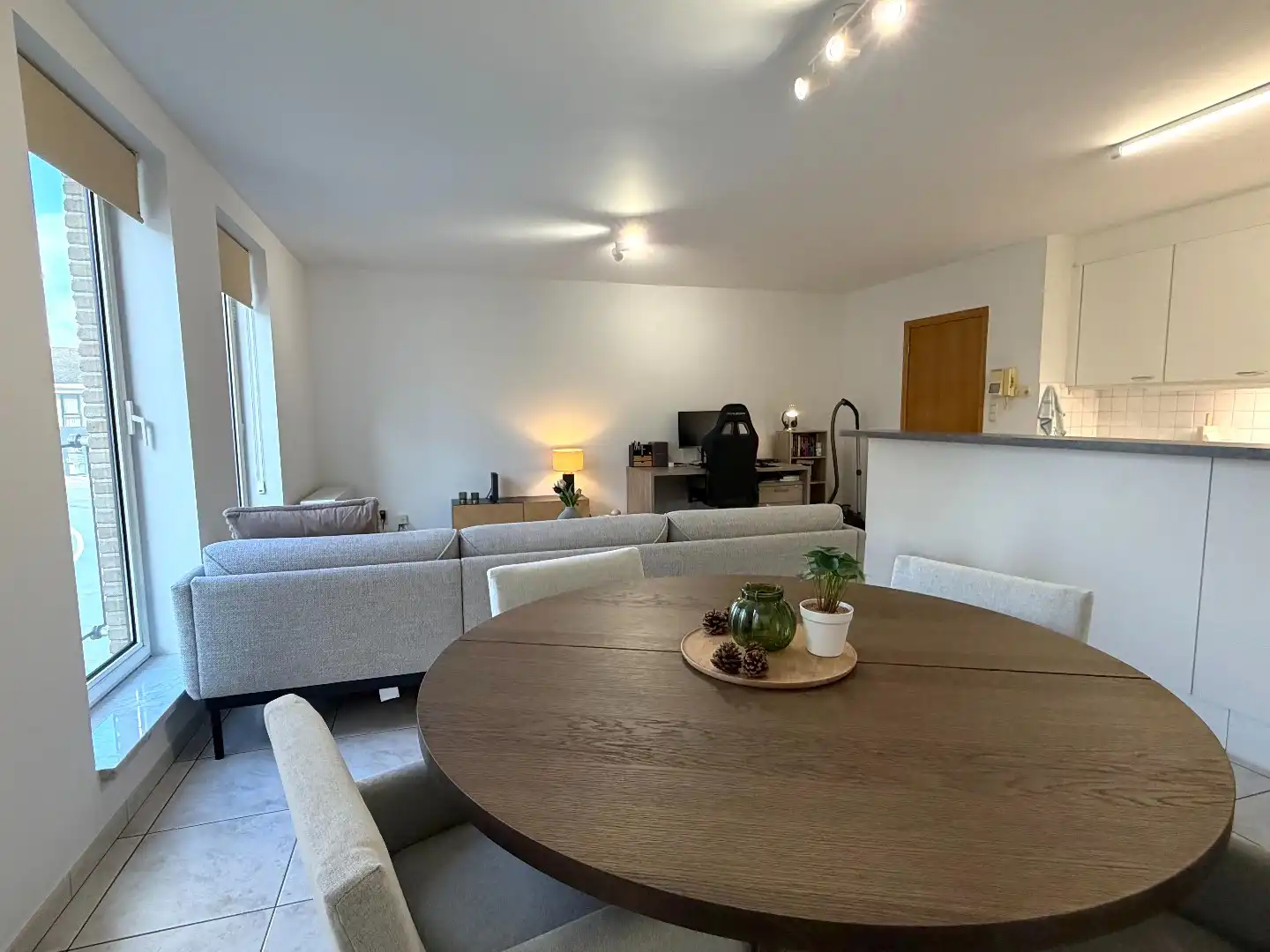 Lichtrijk, heel gezellig appartement met één slaapkamer en terras! foto 4