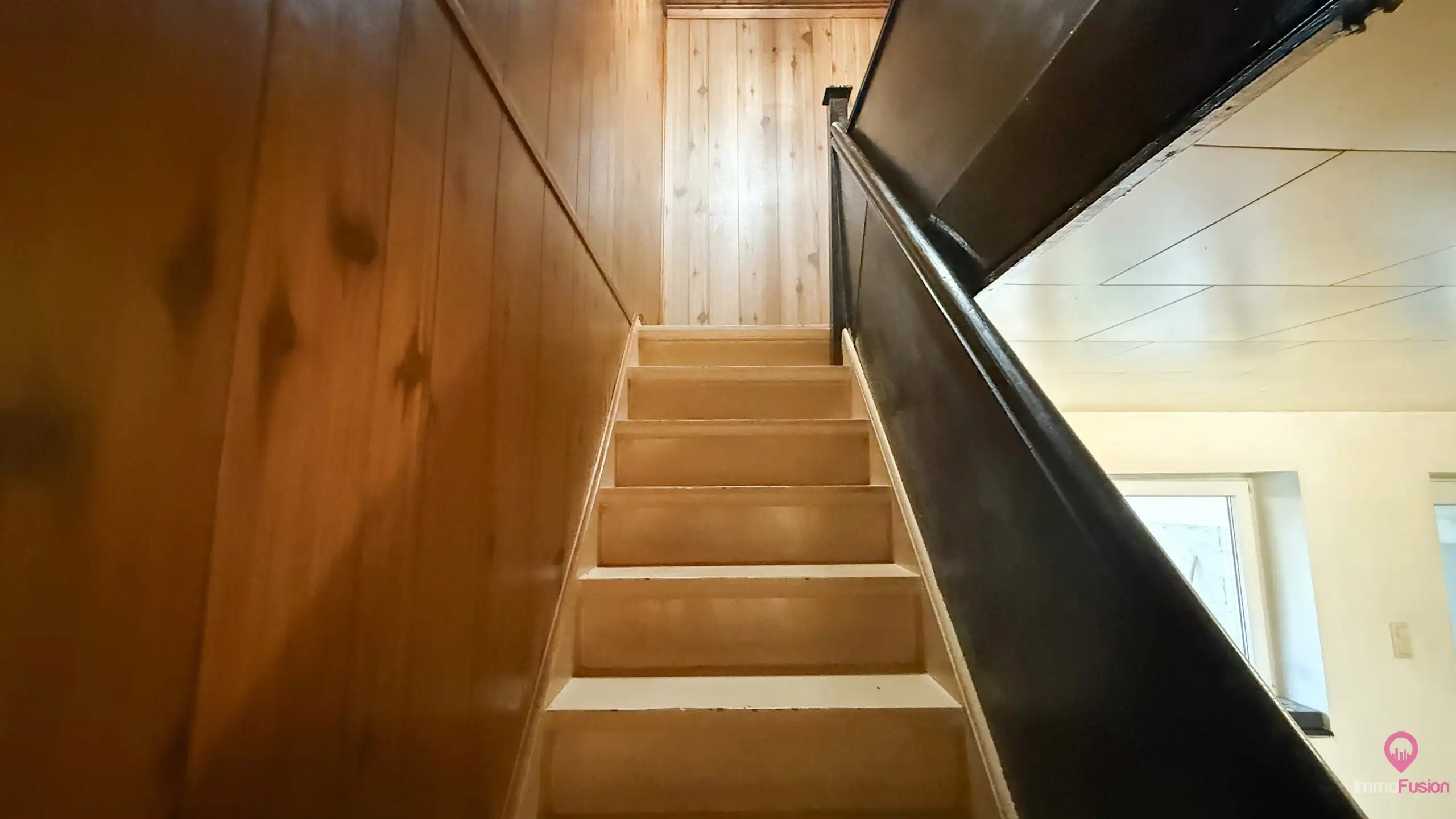 Veelzijdige renovatiewoning in rustige, landelijke setting! foto 11