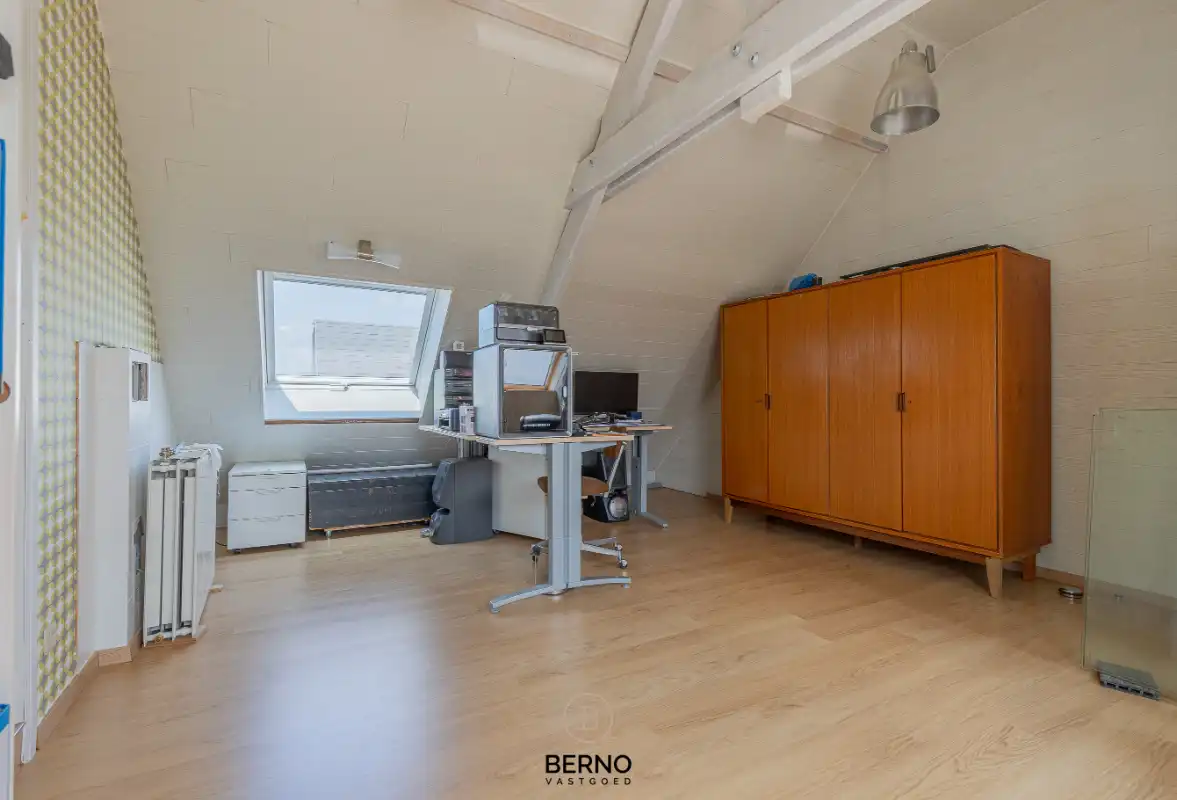 Instapklare gezinswoning op een perceel van 840 m² (weide van 1718m2) foto 15