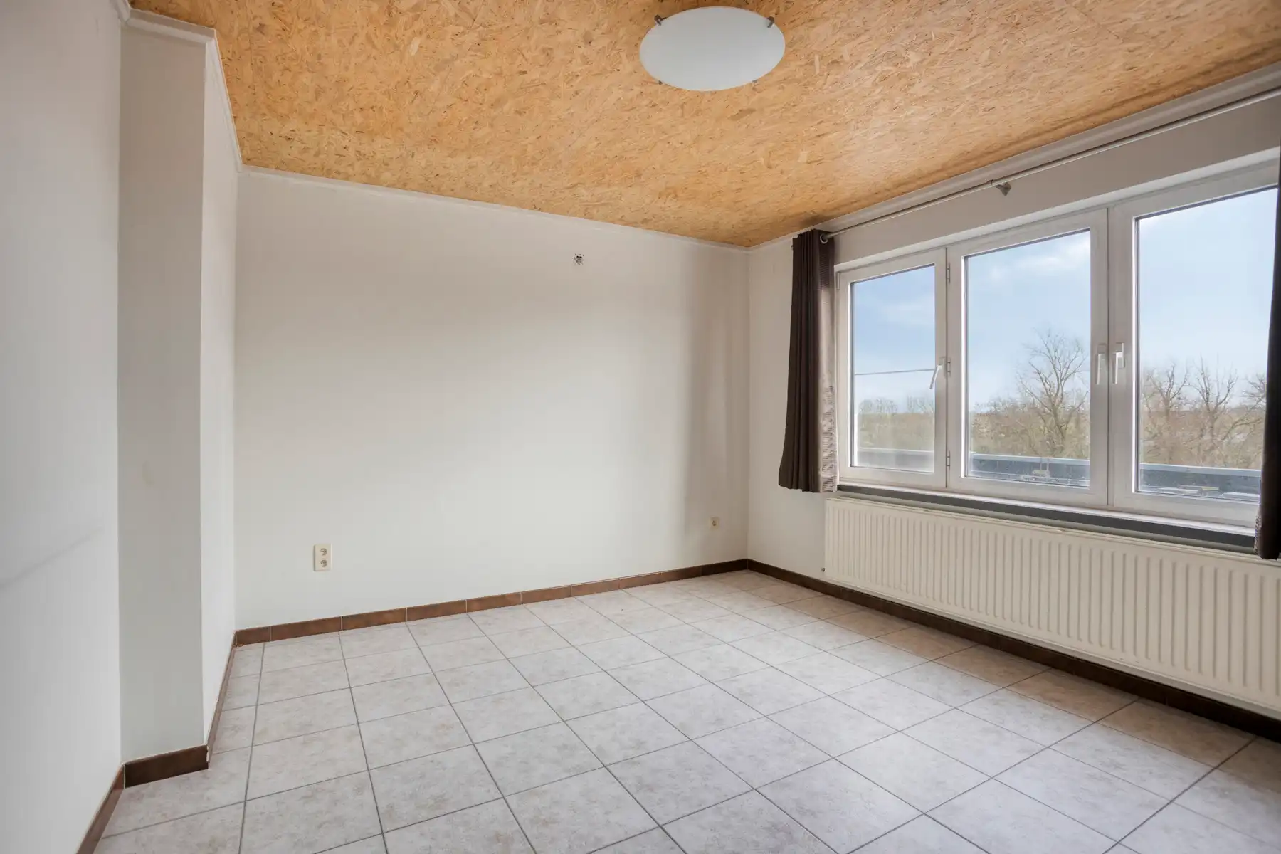 Ruim en lichtrijk appartement (130 m²) met 2 slaapkamers te landen! foto 4