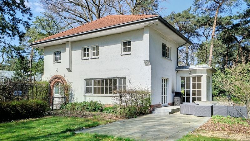 Charmante villa van 206m² op 16a80ca foto 28