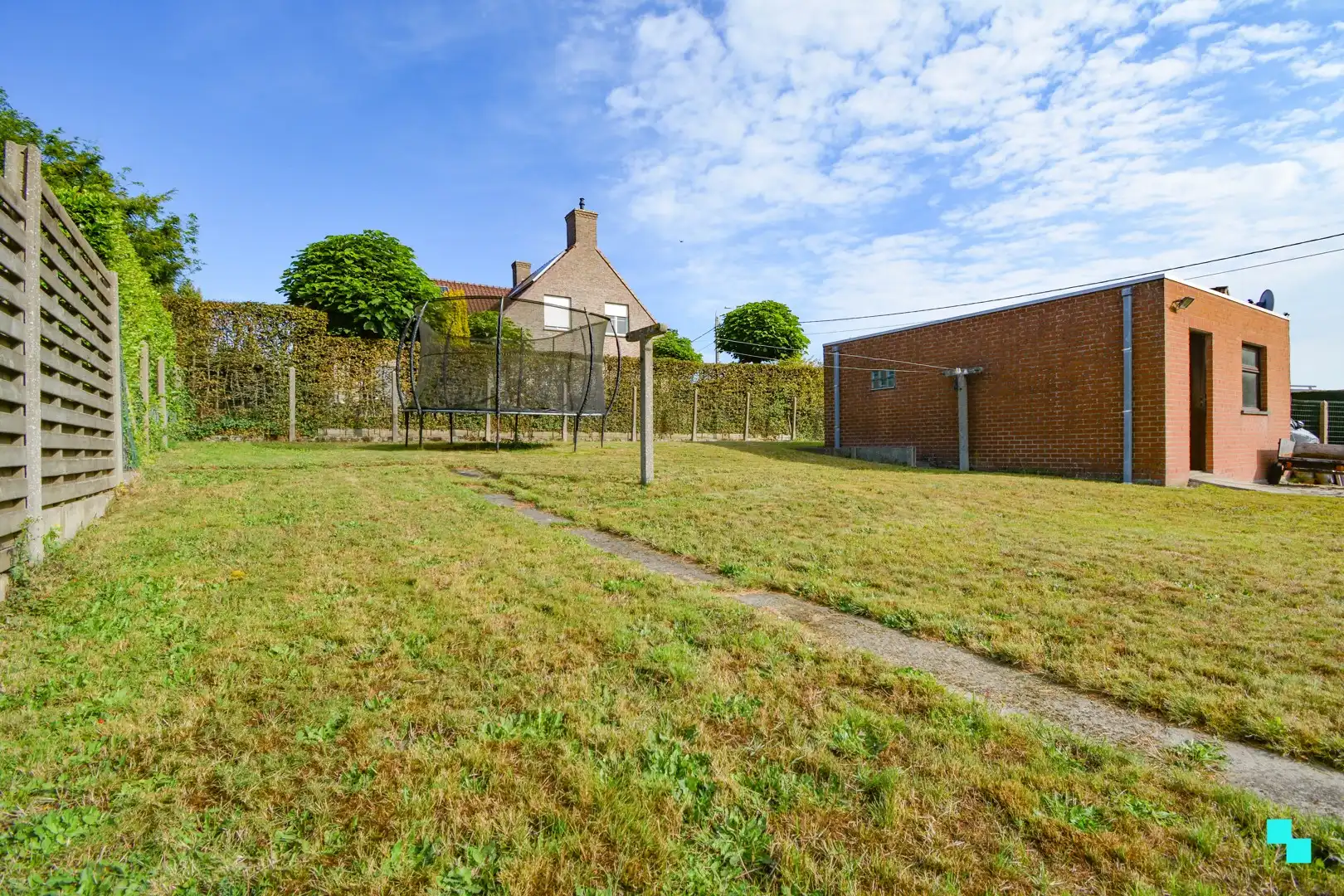 Te renoveren HOB op hoekperceel te Kortemark foto 6