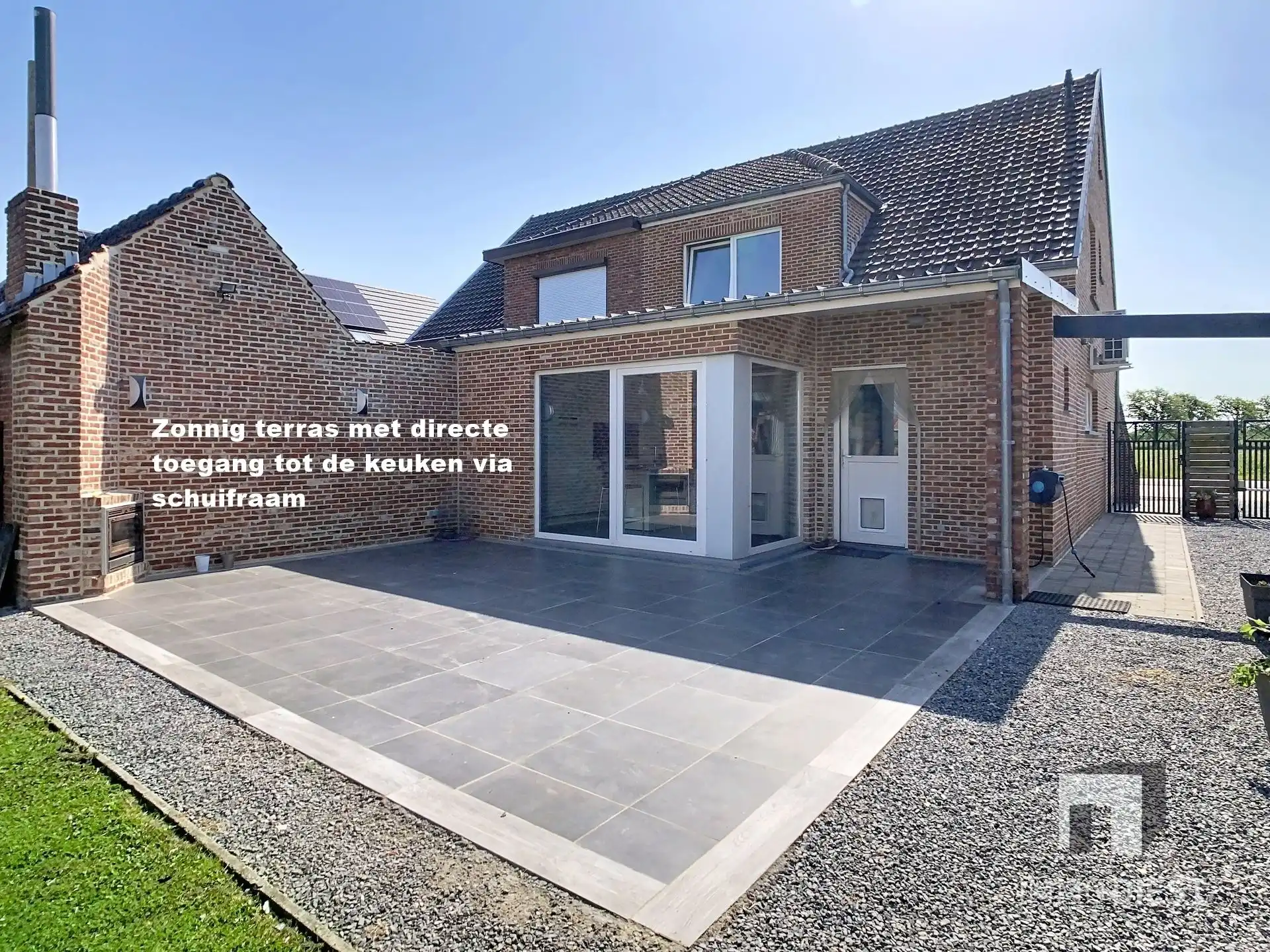 Volledig gerenoveerde halfopen woning +  EPC A foto 4