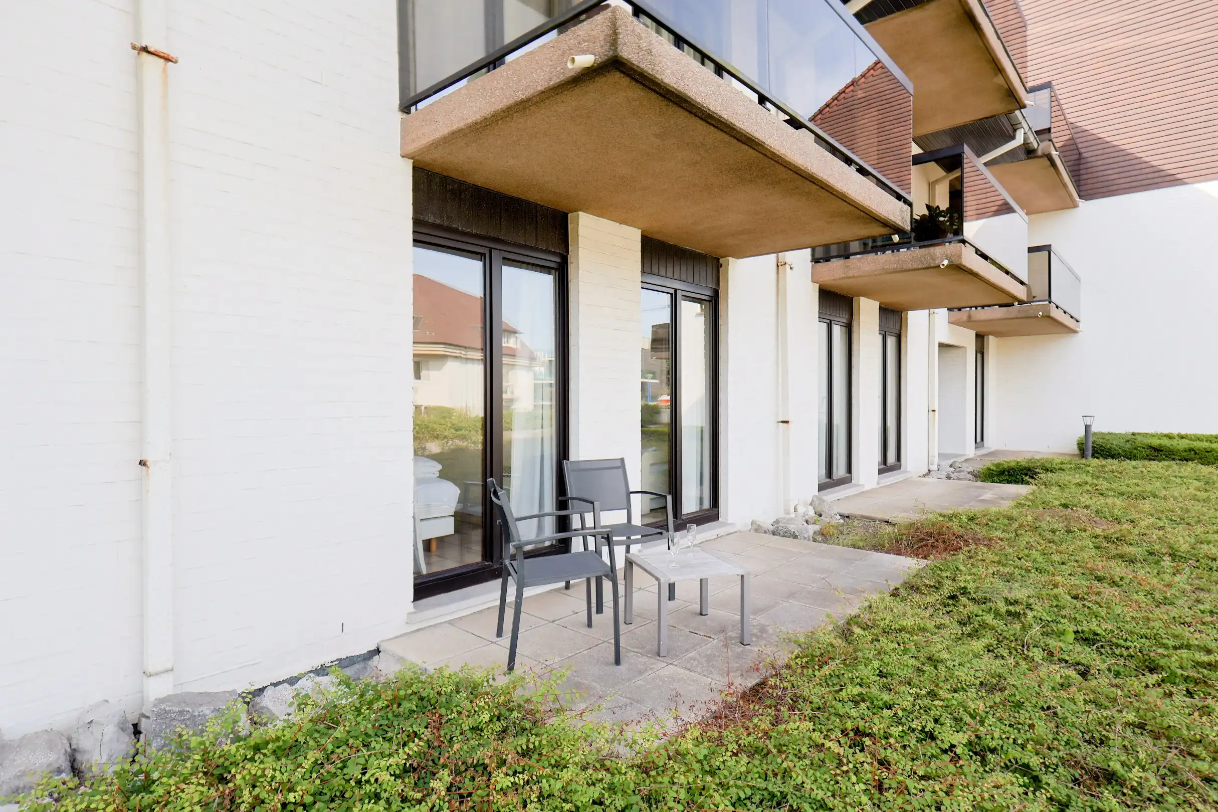 Instapklaar gelijkvloers appartement op wandelafstand van de Zeedijk en het strand! foto 24