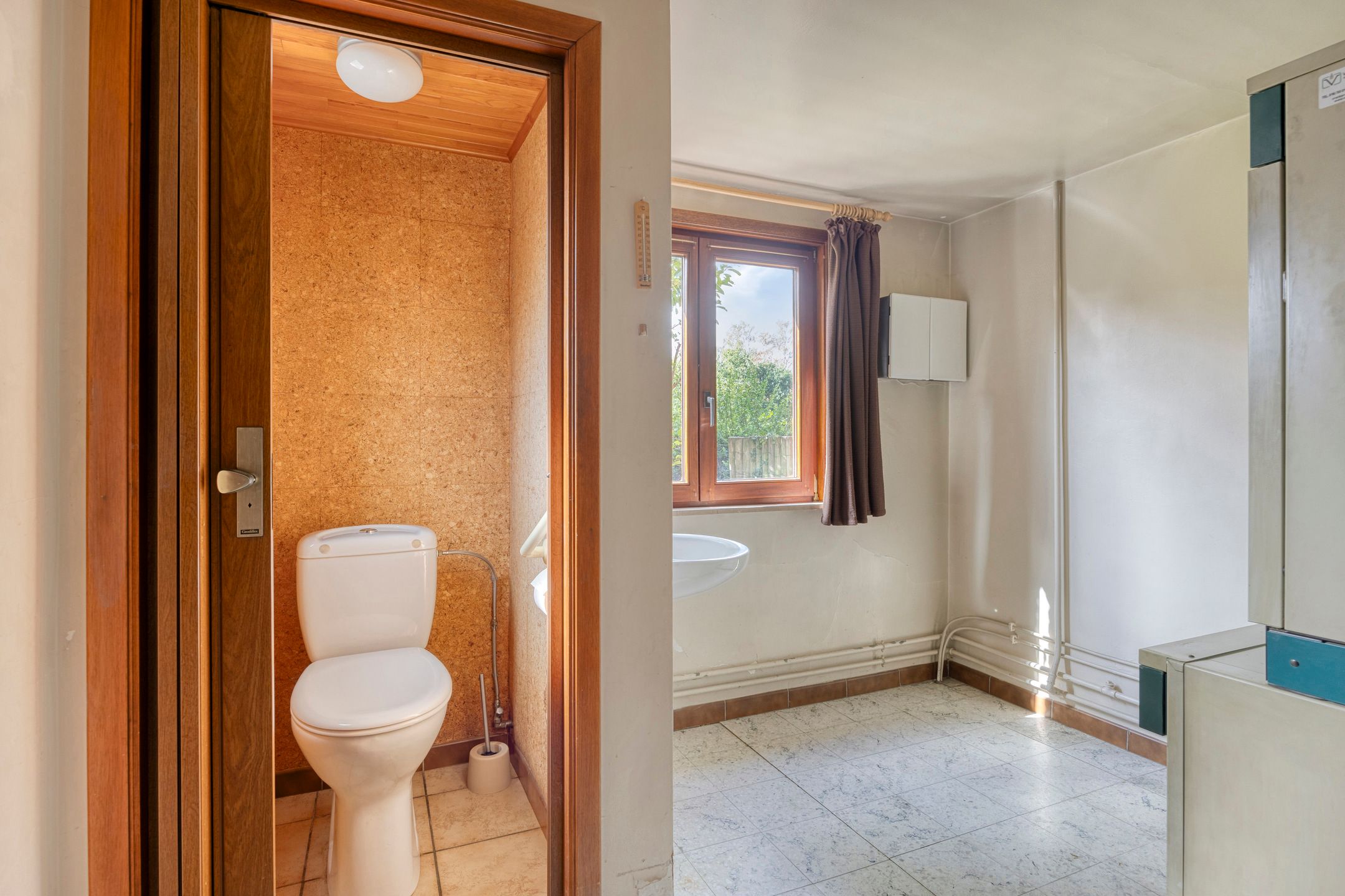Te renoveren woning op centrale ligging in Wezemaal foto 8