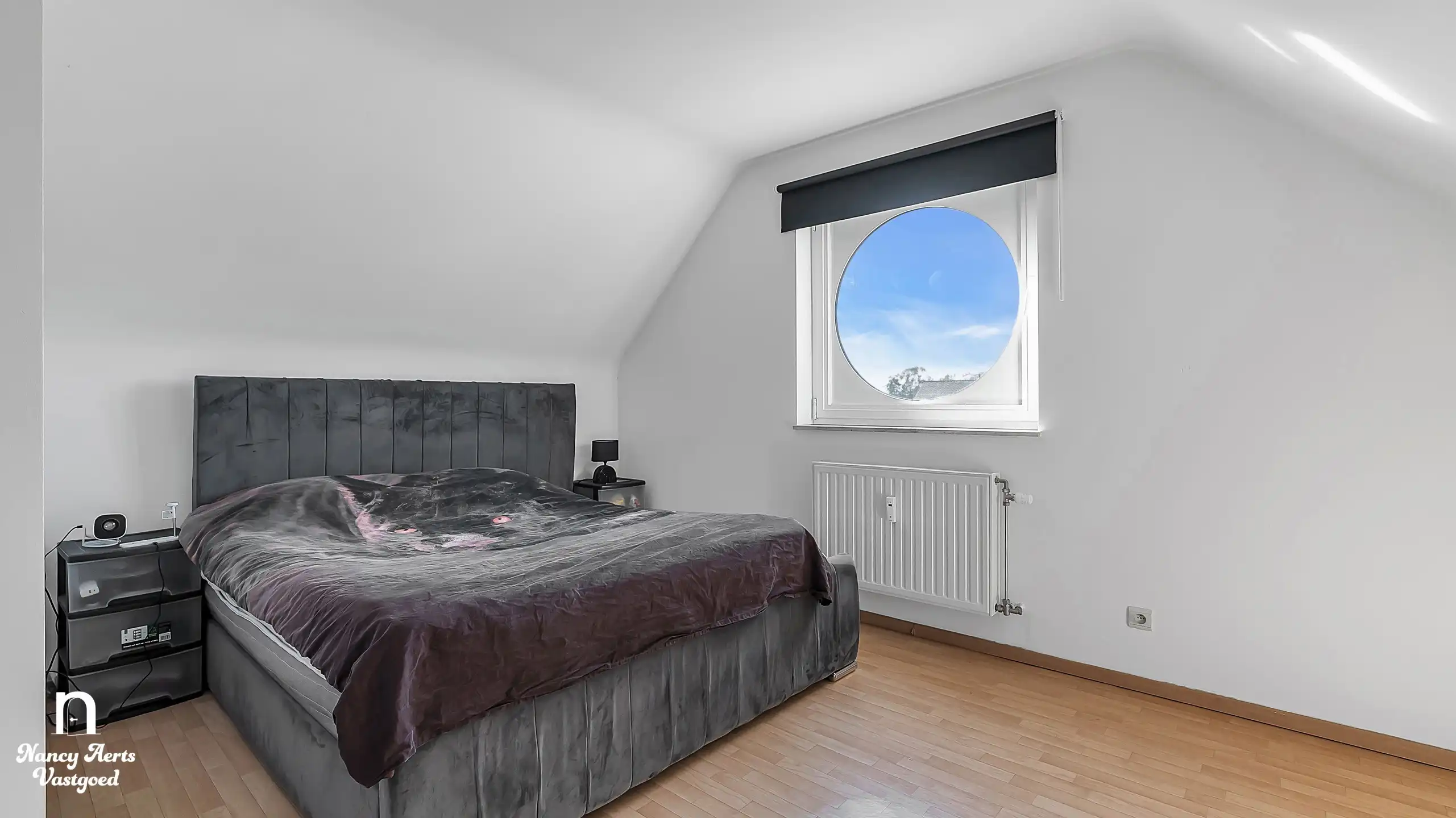 Ruim duplexappartement met terras, garage en topligging foto 22