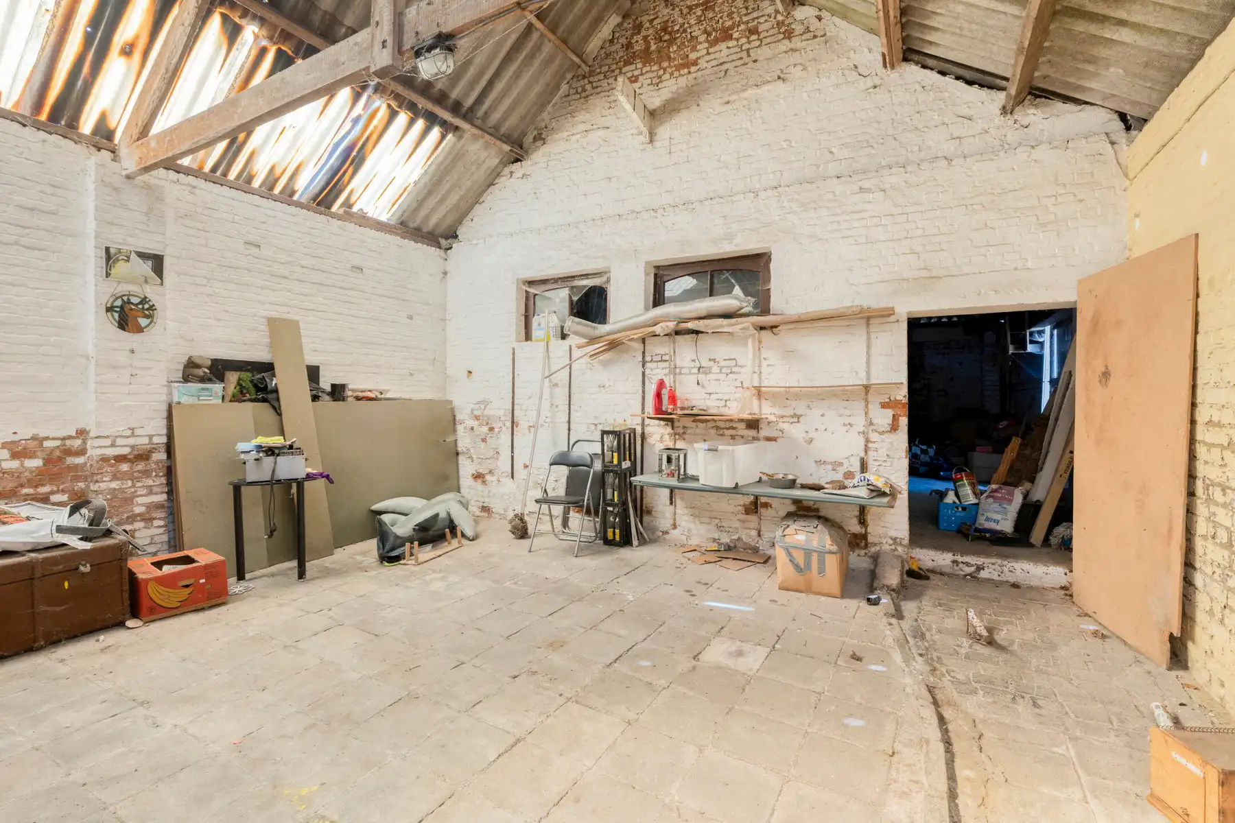 Te renoveren halfopen bebouwing met 3 slaapkamers - 621 m² foto 10