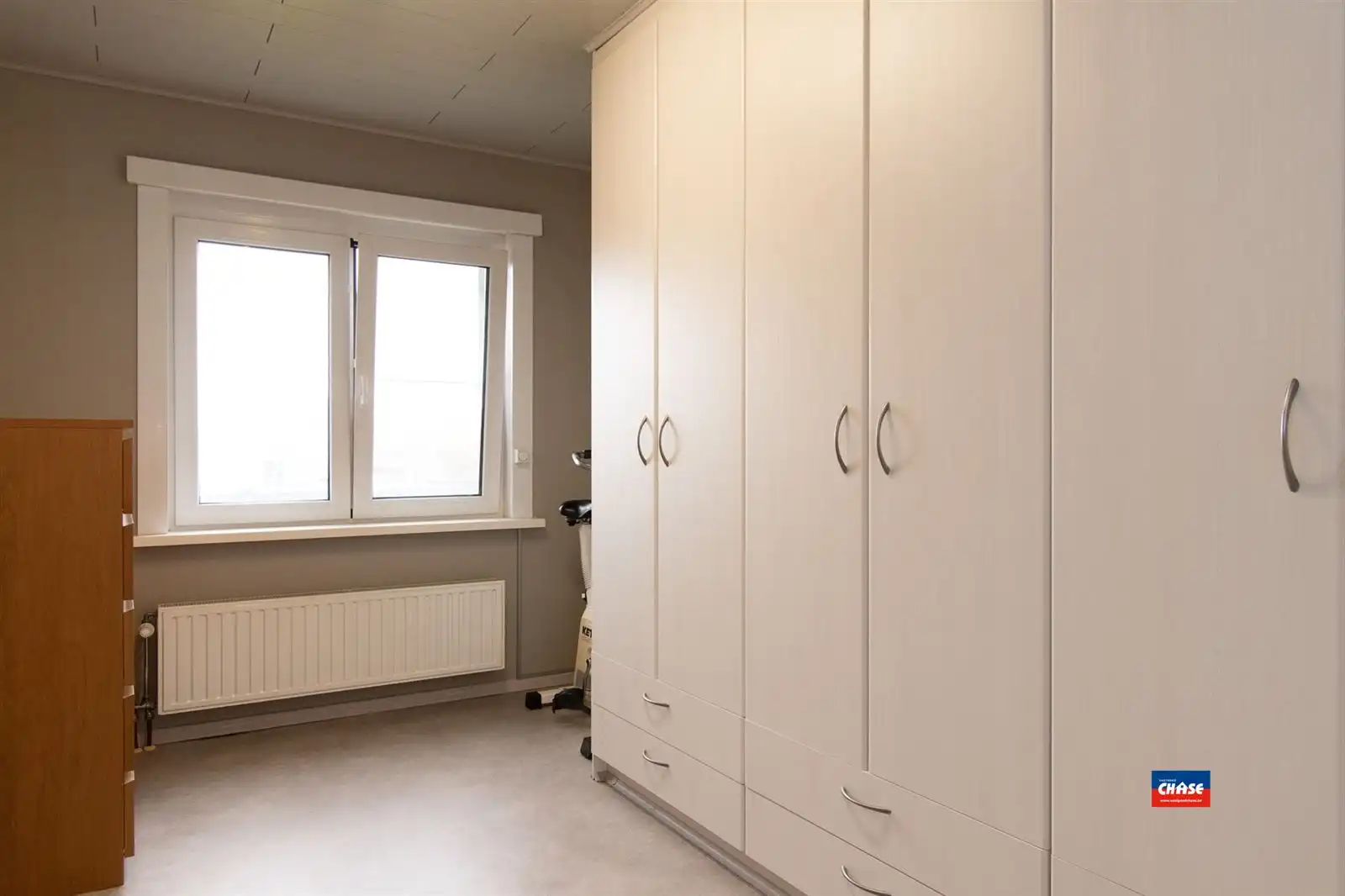 Instapklaar appartement met 2 slpks + P  foto 10