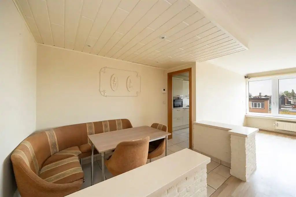 Ruim 2-slaapkamer appartement met terras en EPC B foto 4
