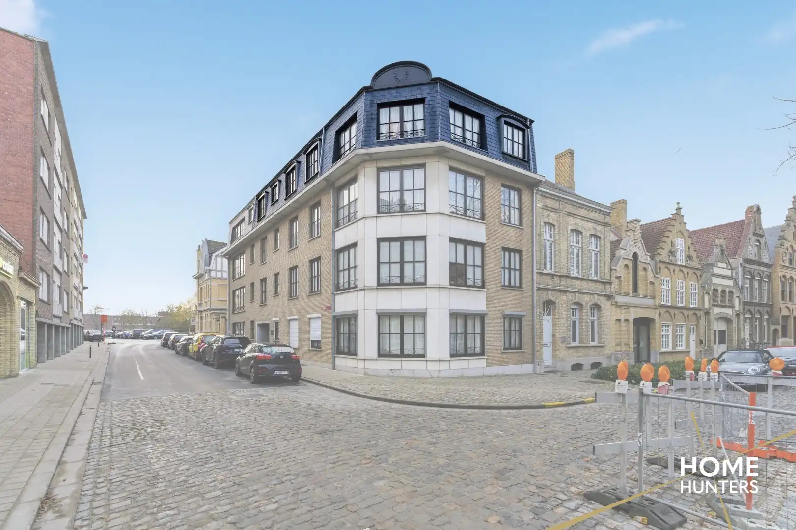 Ruim en lichtrijk te renoveren appartement met 3 slaapkamers op uitstekende locatie te IEper foto 2