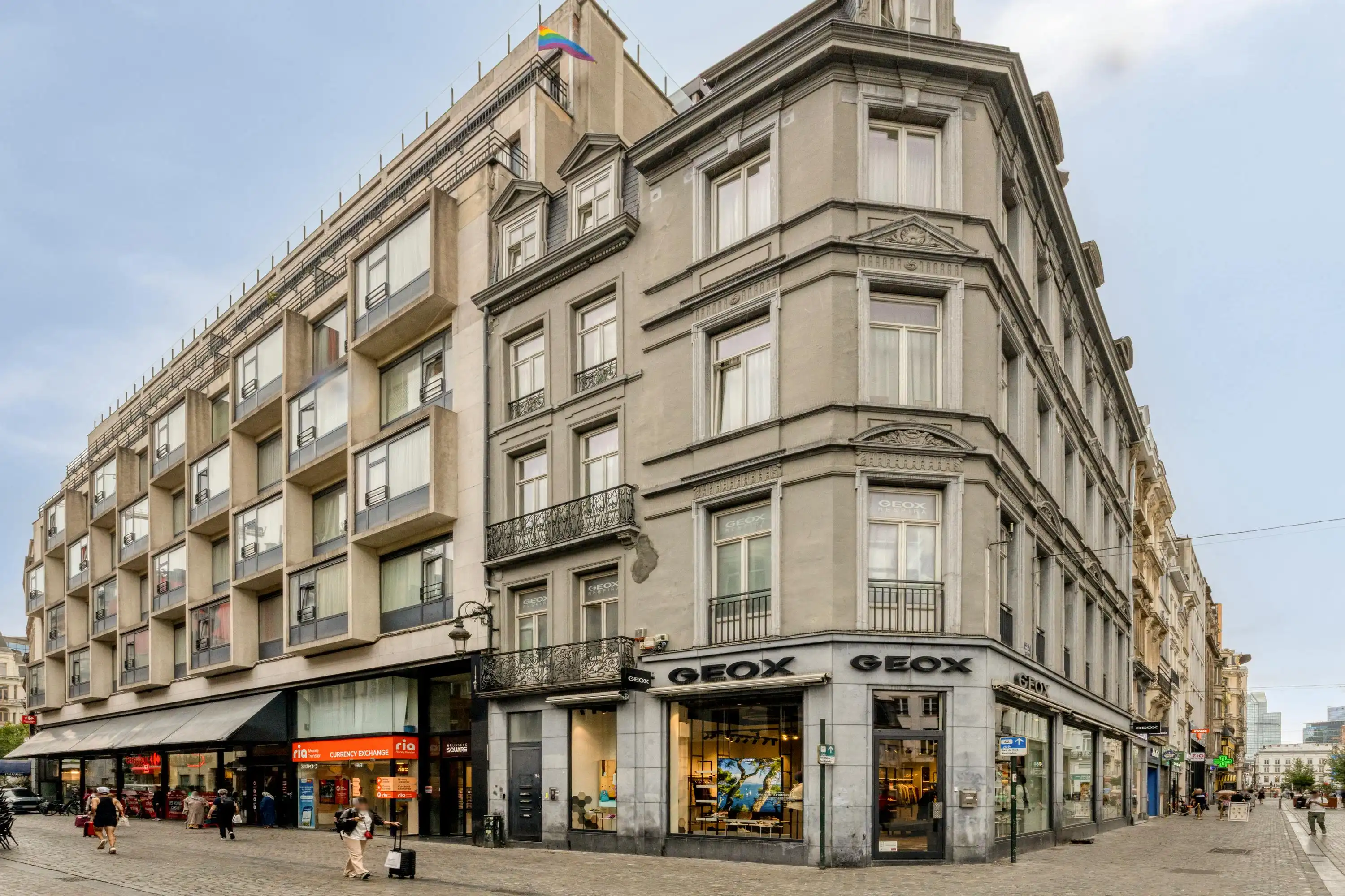 Lichtrijke Studio te Koop in Hartje Brussel foto 22