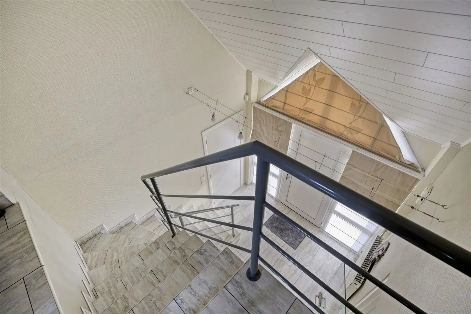 Exclusieve villa, extra garage en zonnige tuin op 1.100 m² foto 28