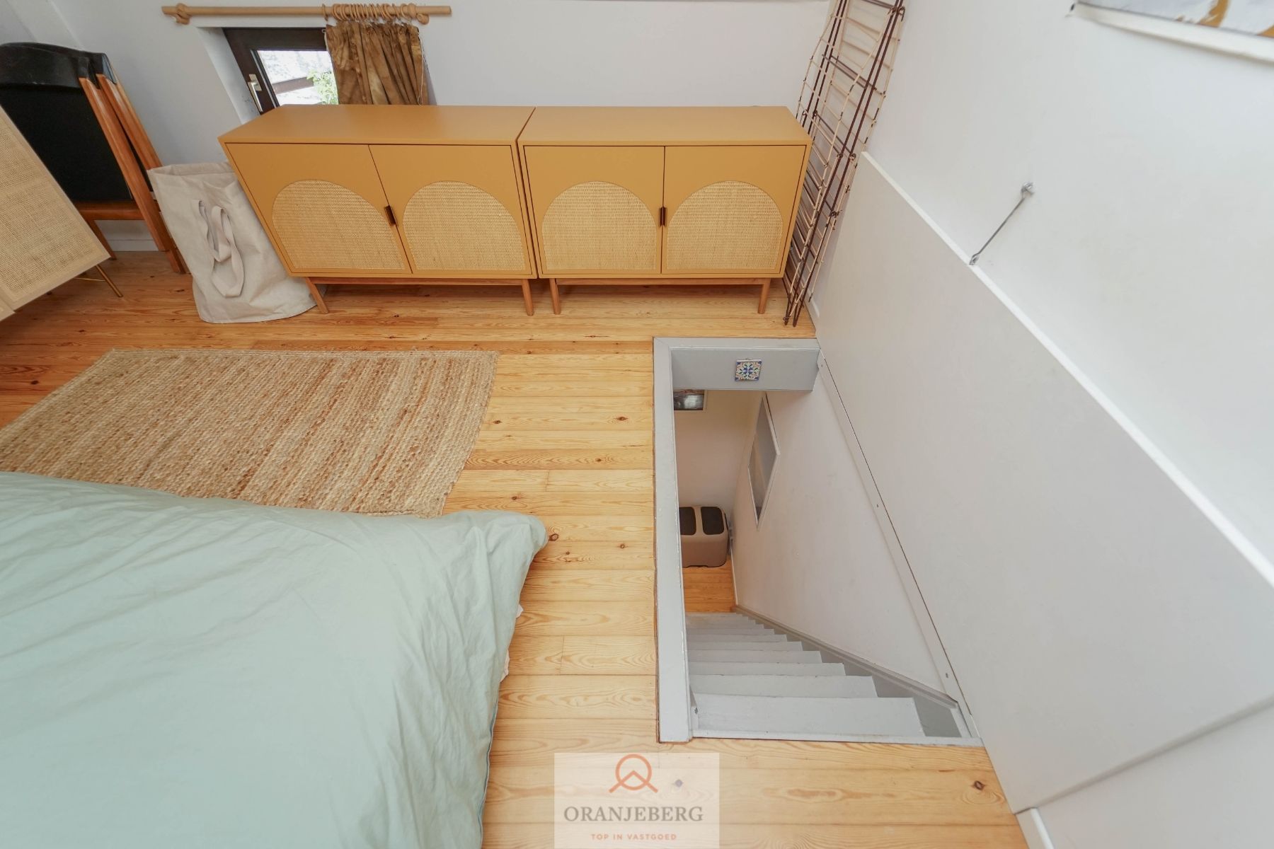 Charmante gerenoveerde woning met terras op topligging! foto 19