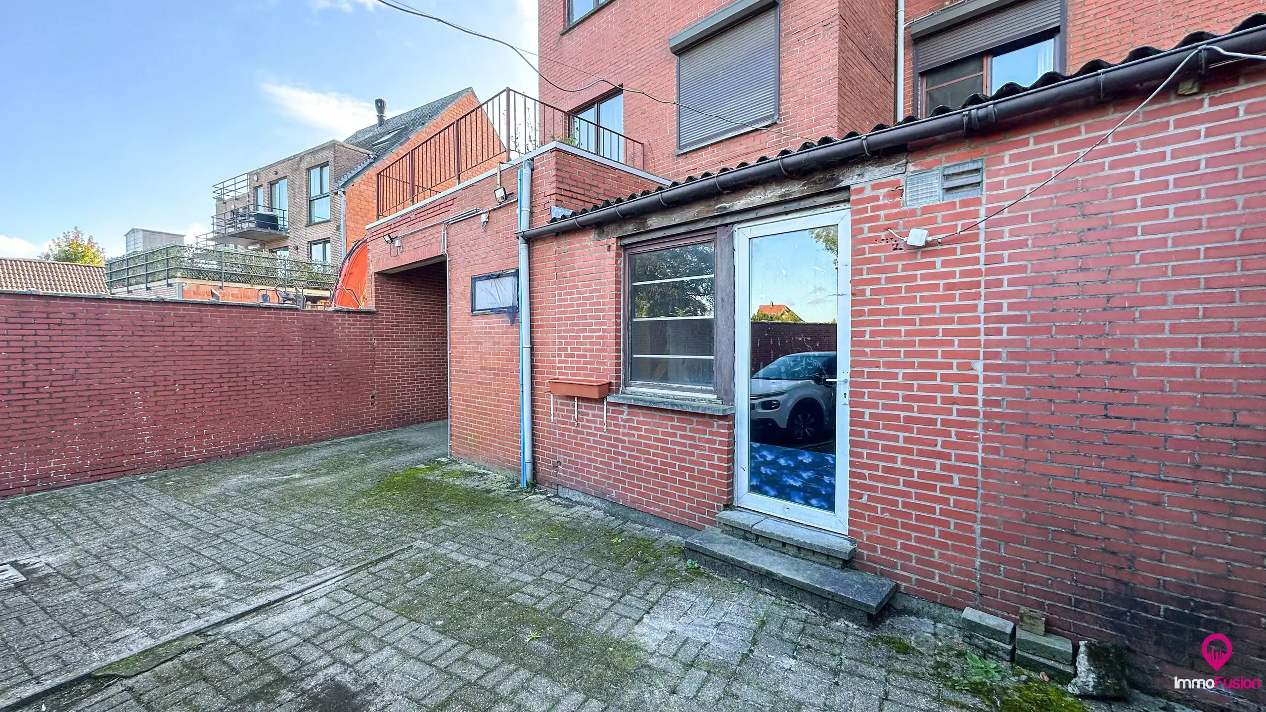 Ruim handelspand met garage in het centrum van Beringen! foto 15