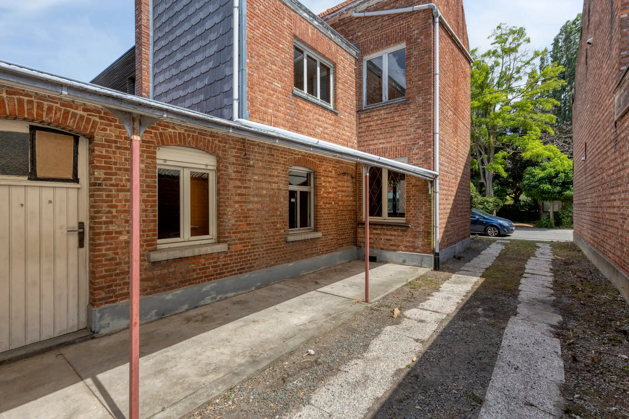 Te renoveren woning met zeer grote tuin op rustige ligging foto 15