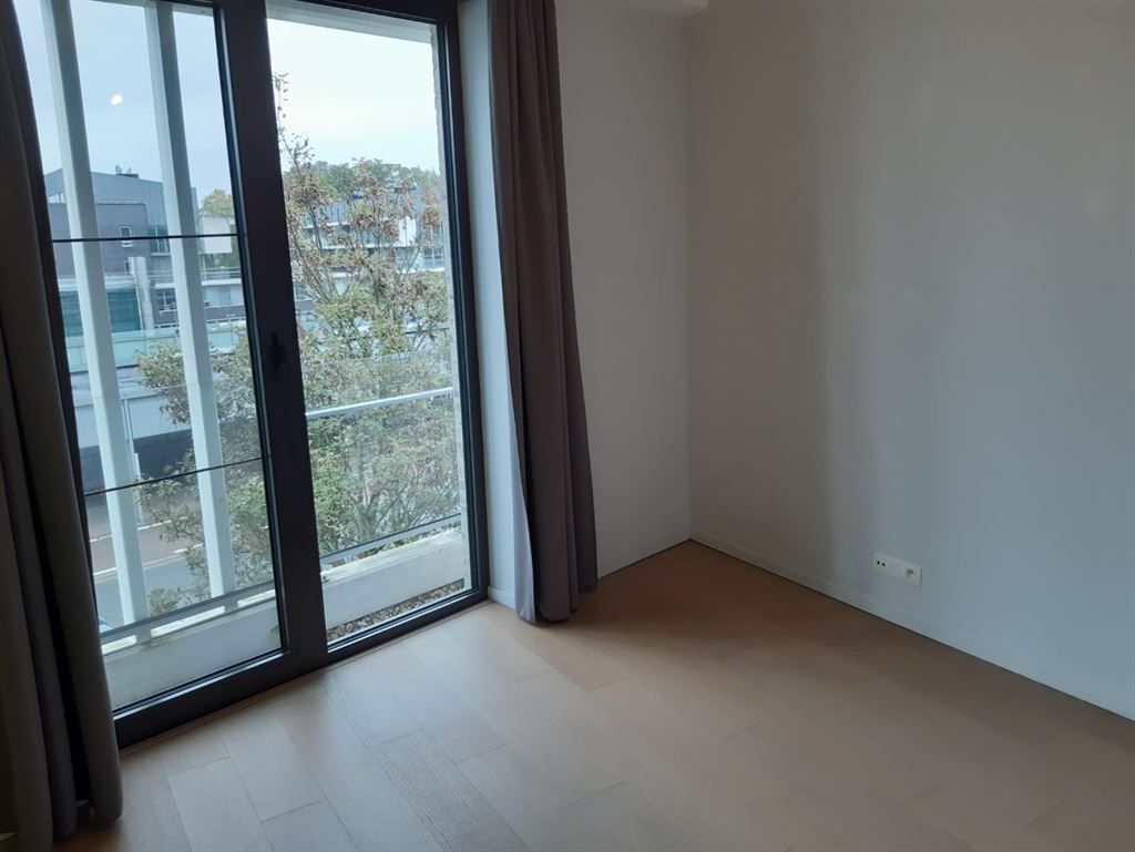 Zeer mooi hoekappartement met 2 slaapkamers foto 8