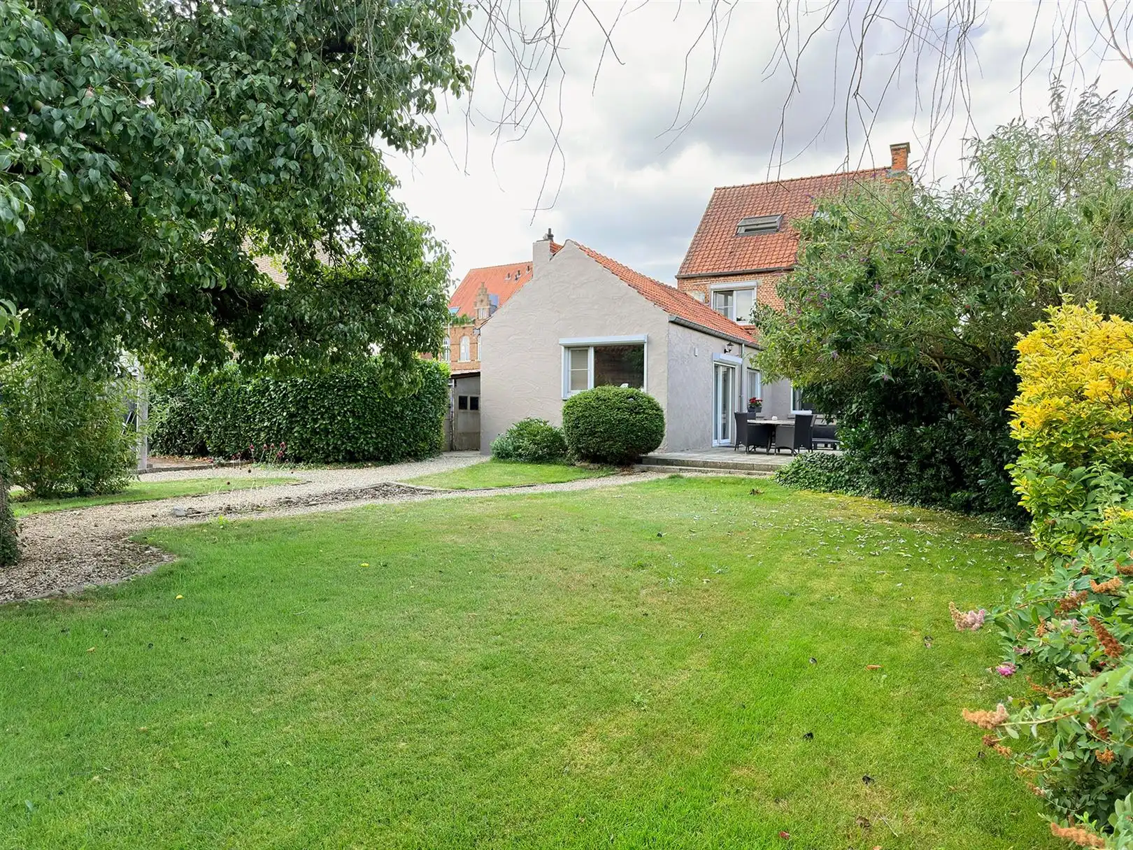 Instapklare woning met een zalige tuin! foto 15