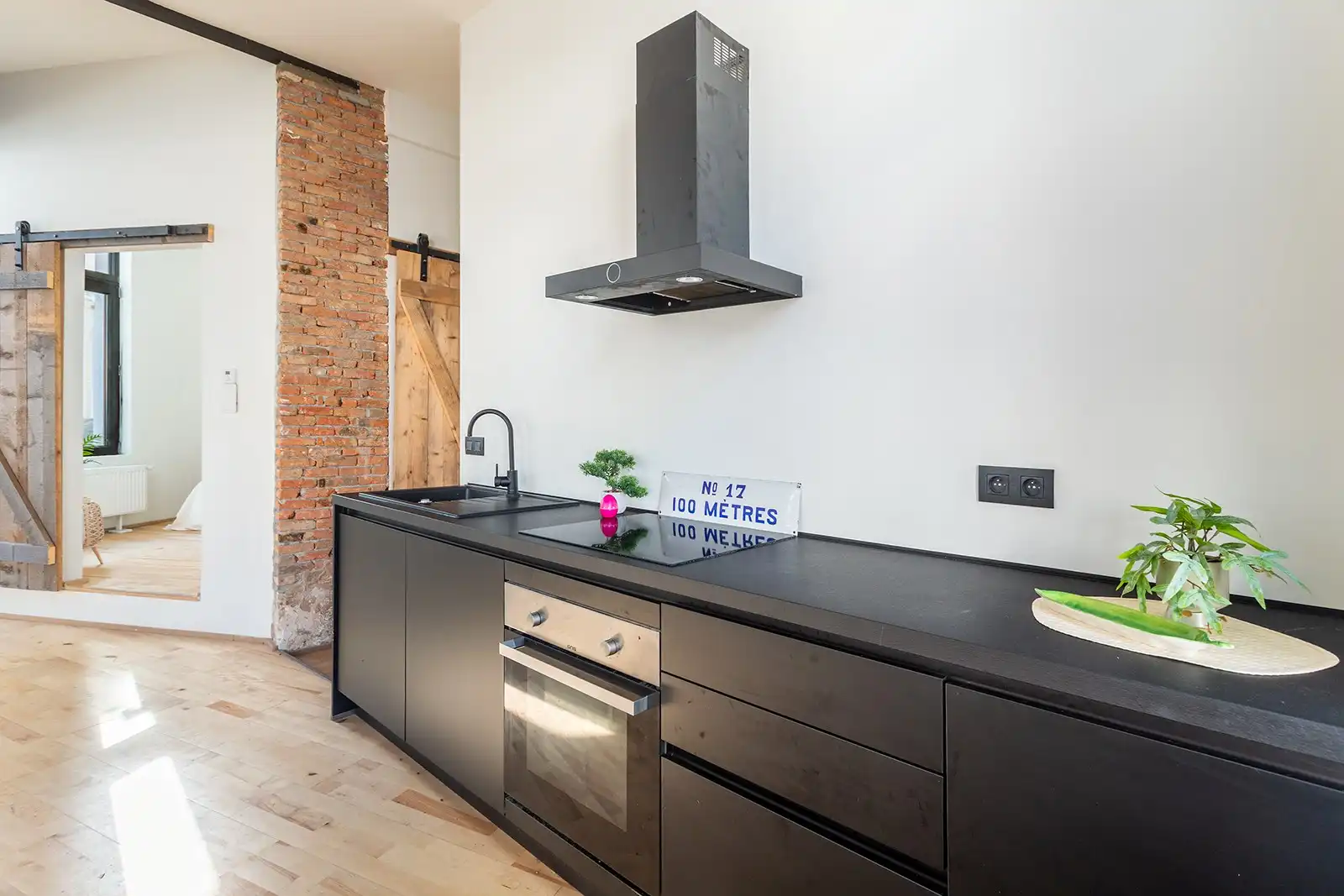 Instapklaar appartement op een zuchtje van Park Spoor Noord foto 9