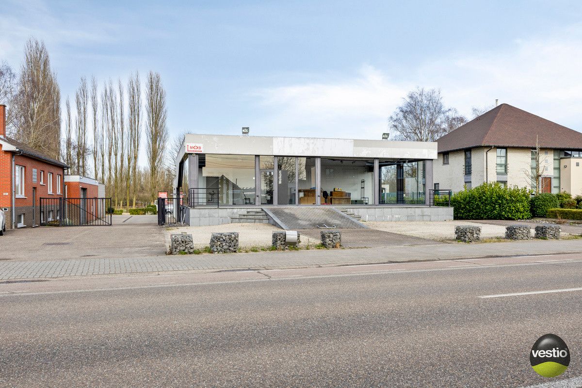 MULTIFUNCTIONEEL HANDELSPAND MET CONCIERGESTUDIO OP 19A82CA TE BEVERST. foto 3