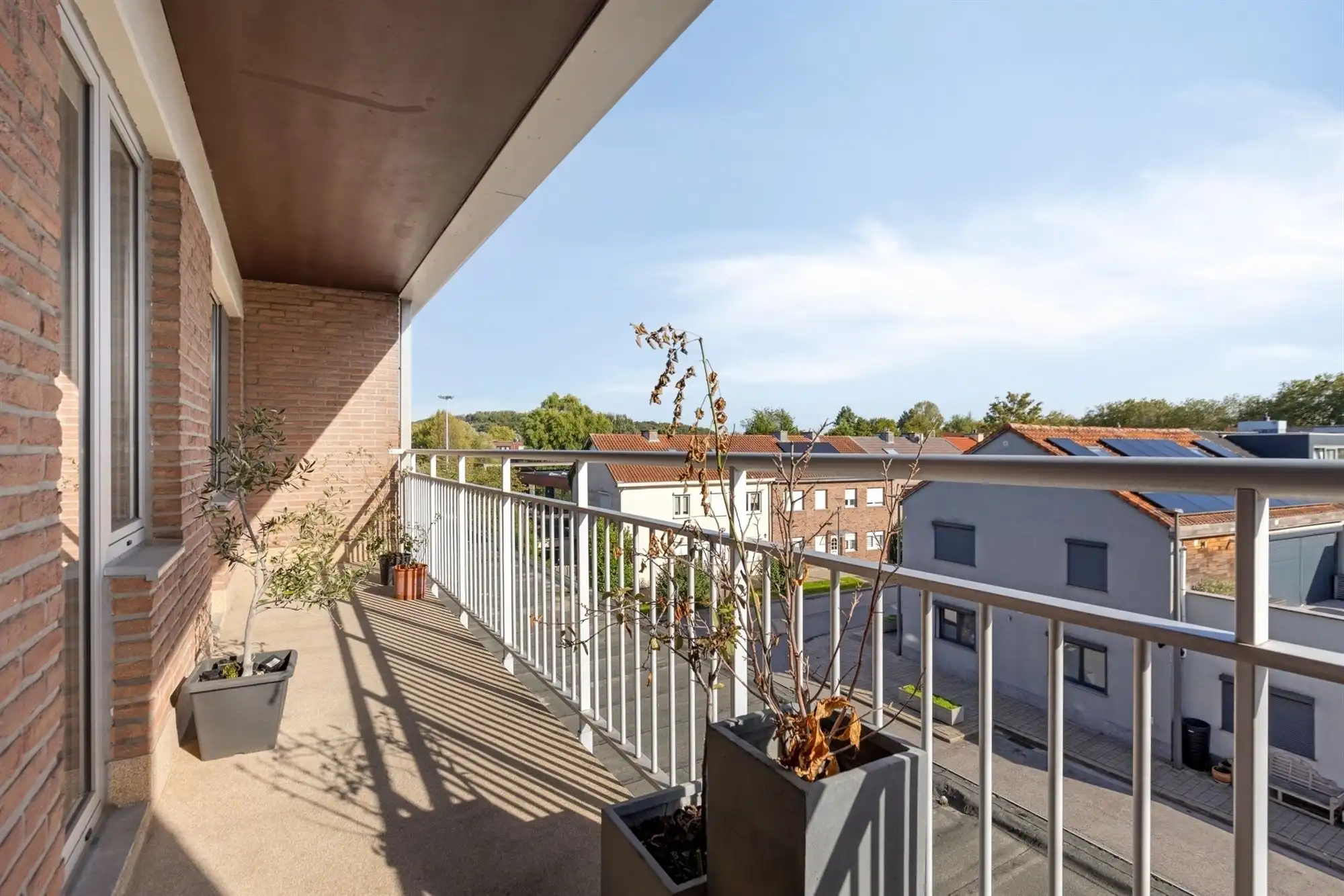 Appartement met 3 slaapkamers, 2 terrassen en parking foto 17