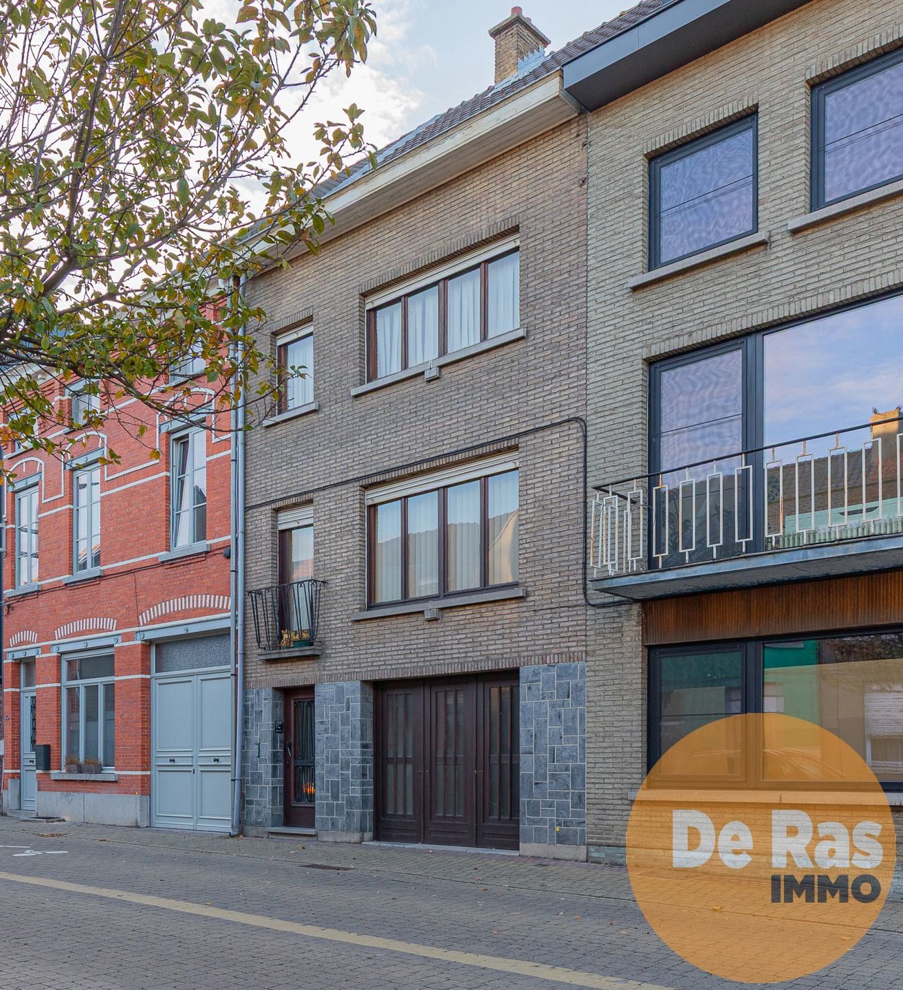 AALST -Te renoveren woning met 3 slaapkamers vlakbij centrum foto 2