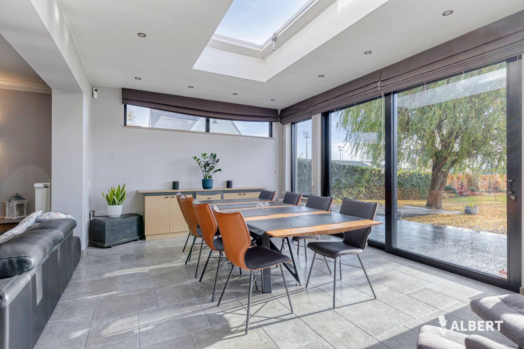 Instapklare woning met 4 slaapkamers en zuigerichte tuin foto 7