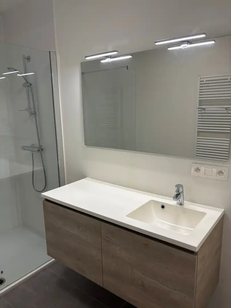 Gelijkvloers appartement met 2 slaapkamers en garage in de stadstuin foto 9