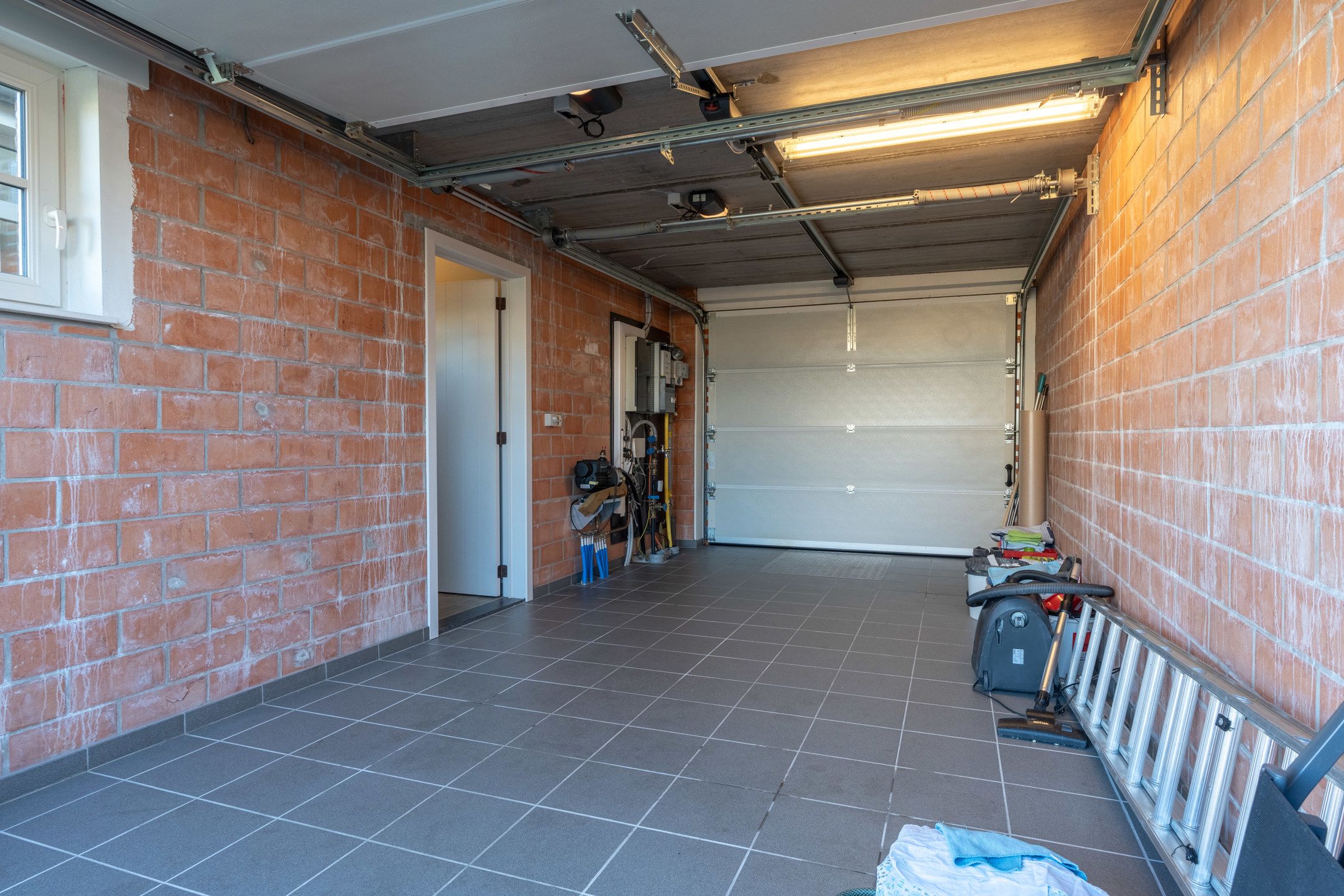 Recente woning met 3 slaapkamers en garage op ideale locatie foto 27
