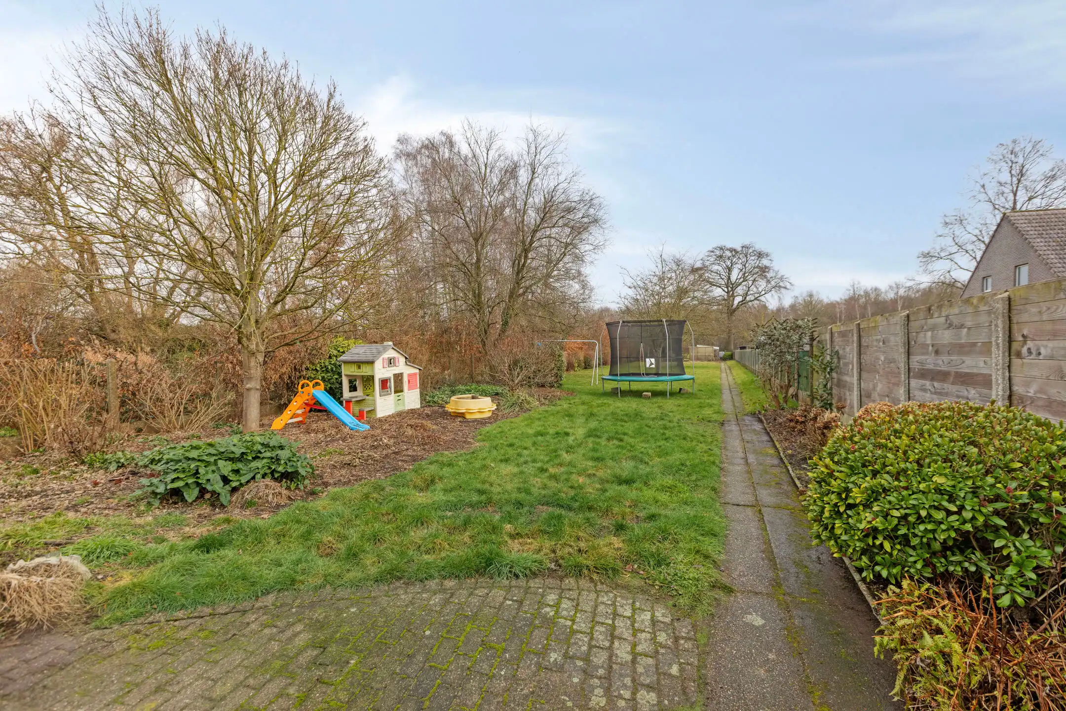 Instapklare woning met 3 slaapkamers op perceel van 15a foto 20