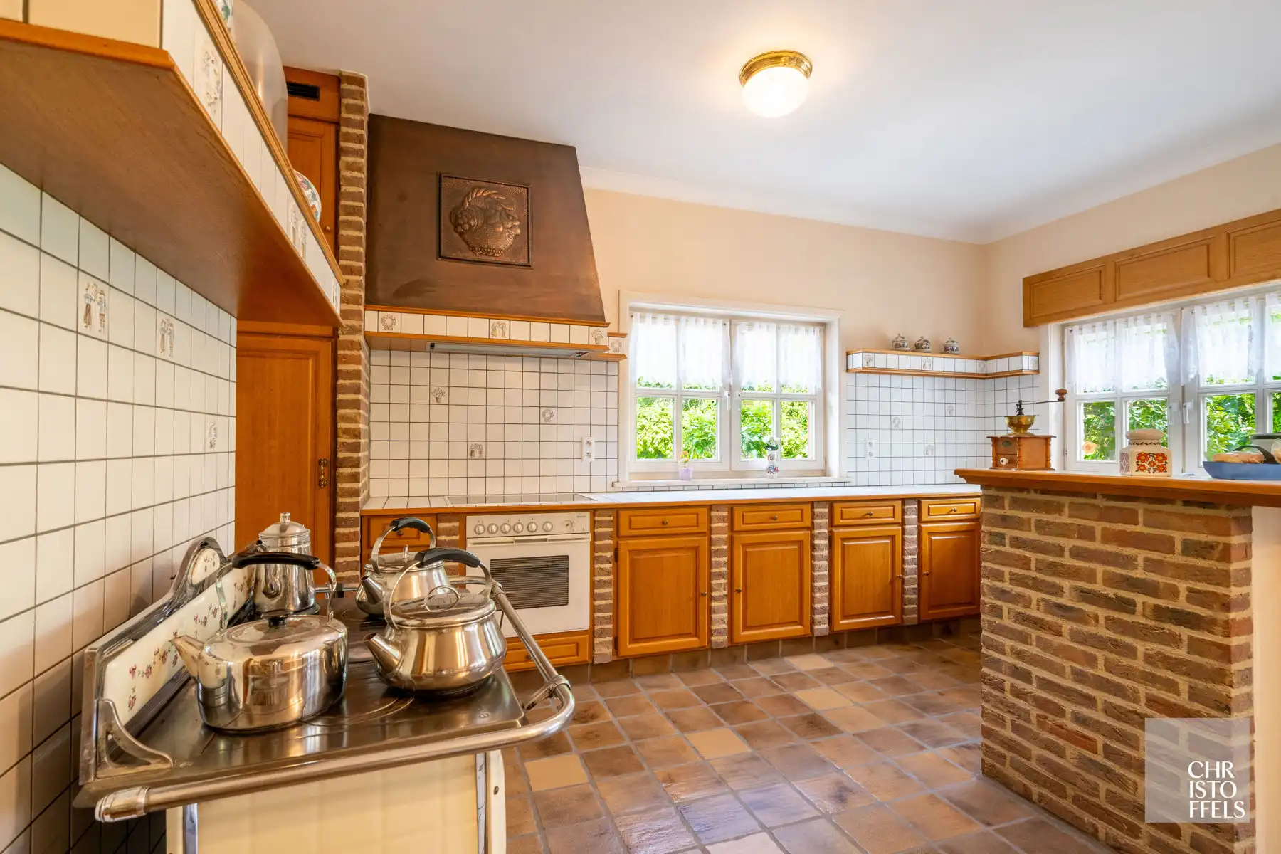 Riante en verzorgde villa van 694m2 op 1ha 00a 18ca! foto 19