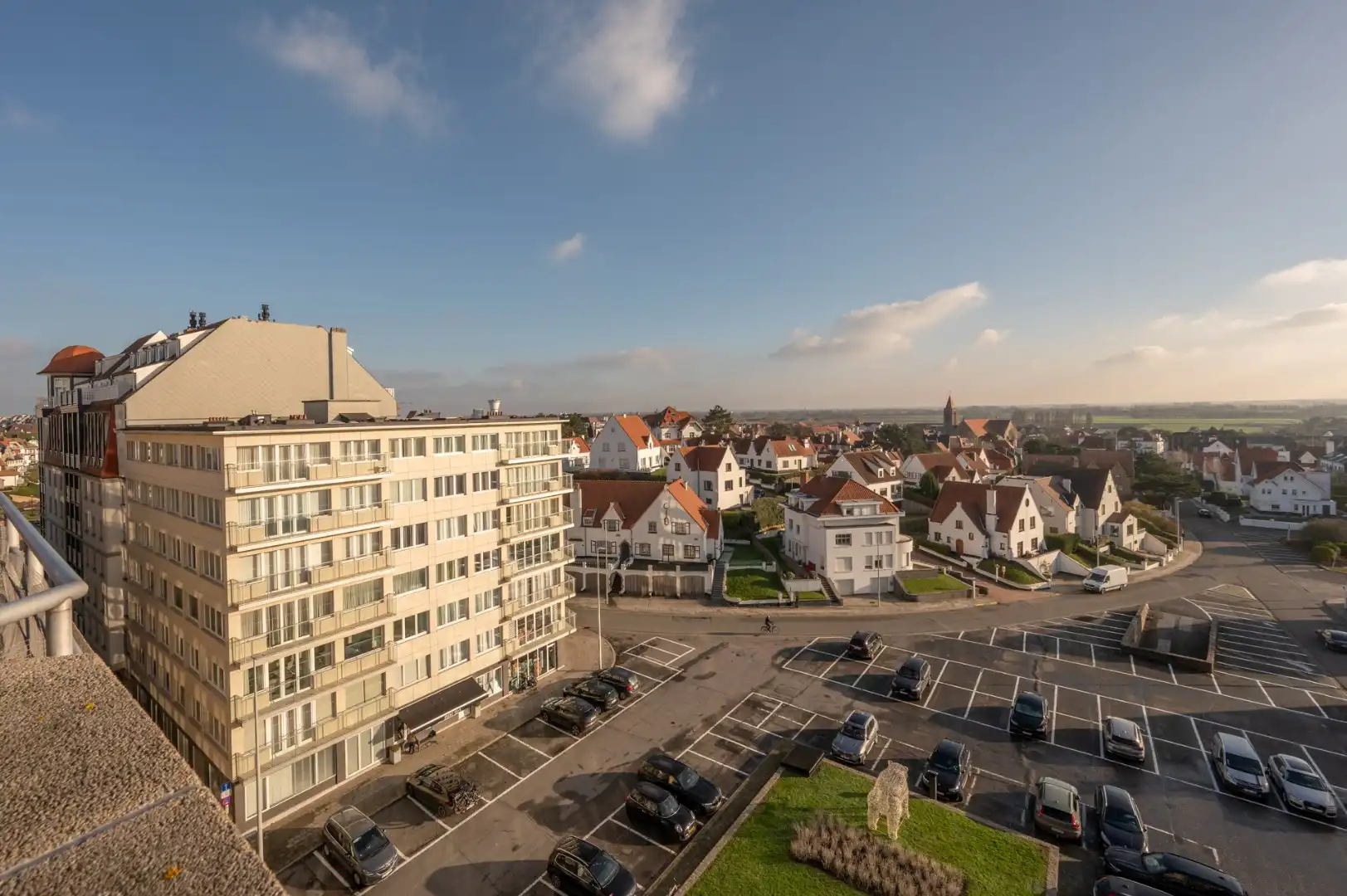 Ruime penthouse van 174 m² met vier slaapkamers en zonneterras foto 14