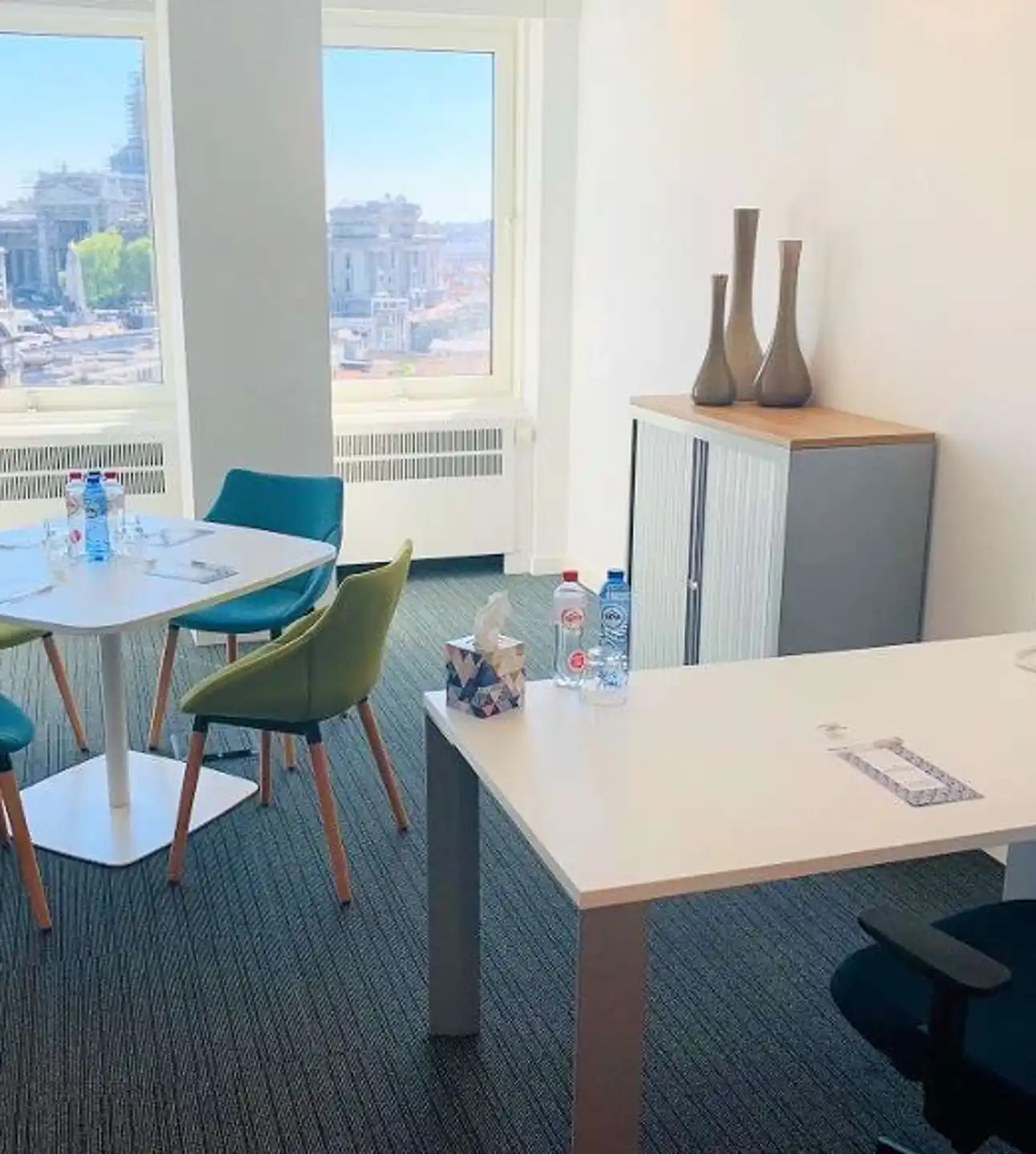 Instapklare kantoren te huur foto 3