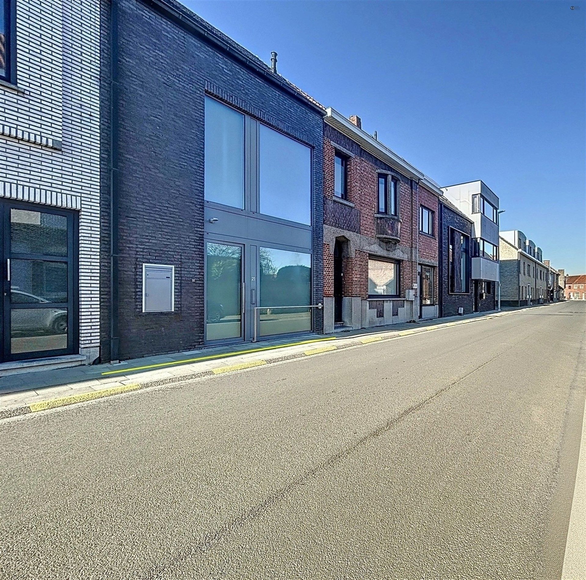 instapklare energiezuinige woning  met 2 slaapkamers in centrum De Klinge  foto {{pictureIndex}}