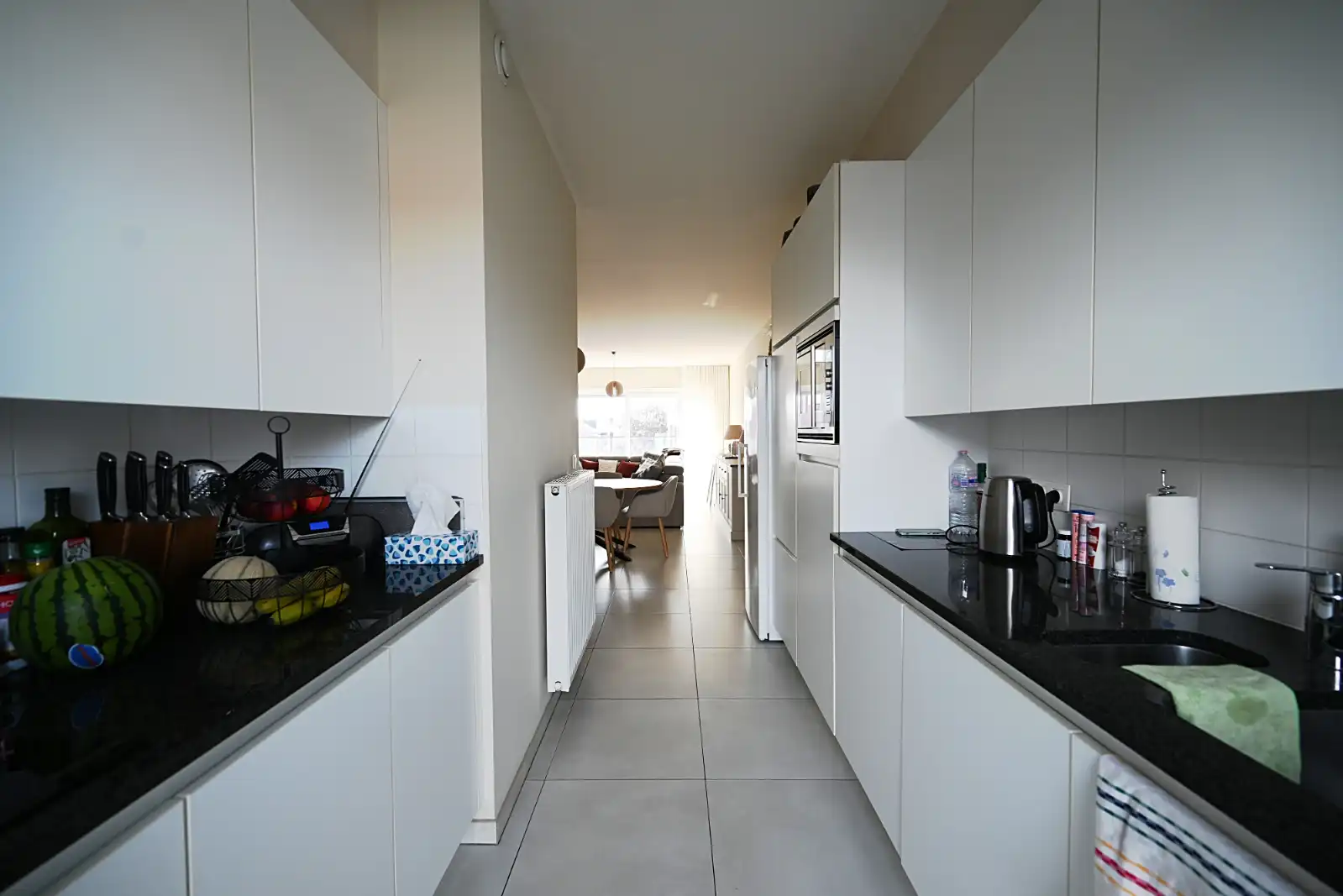 Gezellig appartement met 2 slaapkamers op de Munt te Roeselare! foto 6