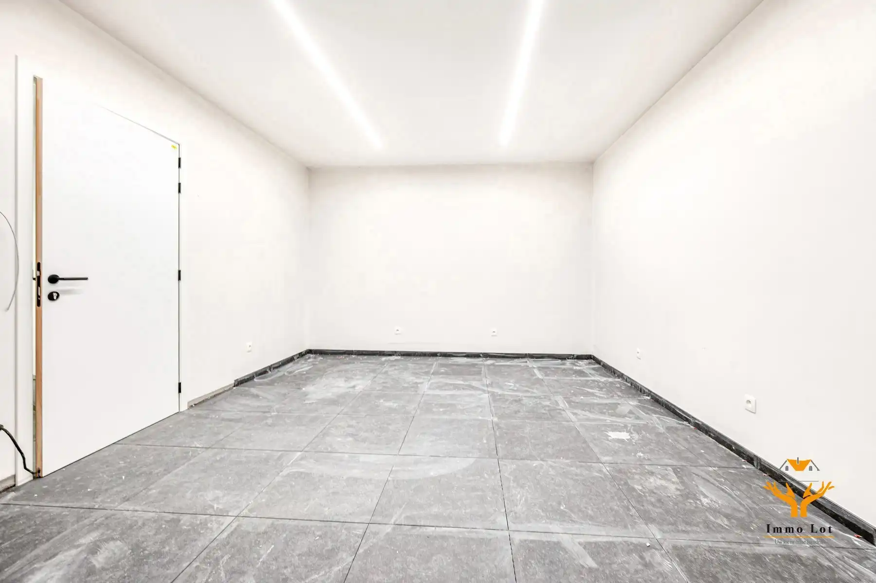 Nieuwbouw kantoorruimte/praktijkruimte te huur op zeer centrale locatie foto 14