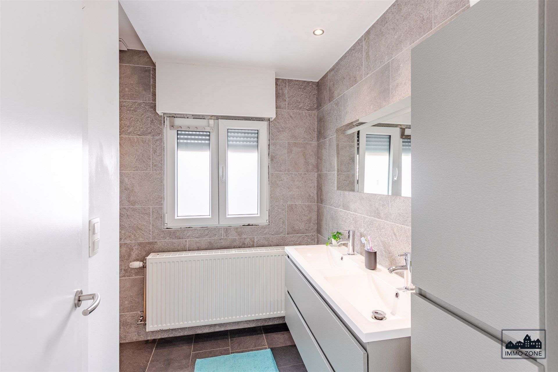 Woning met 4 slaapkamers én magazijn op toplocatie foto 14