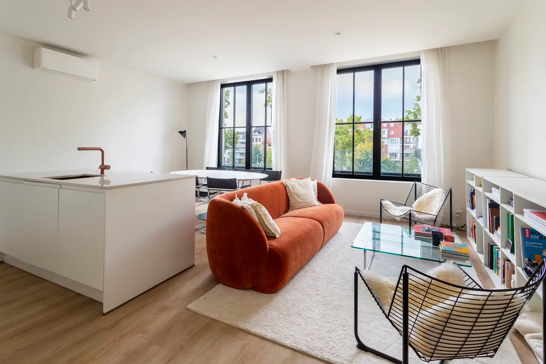 Instapklaar appartement overkijkend Park Dok Zuid foto 2