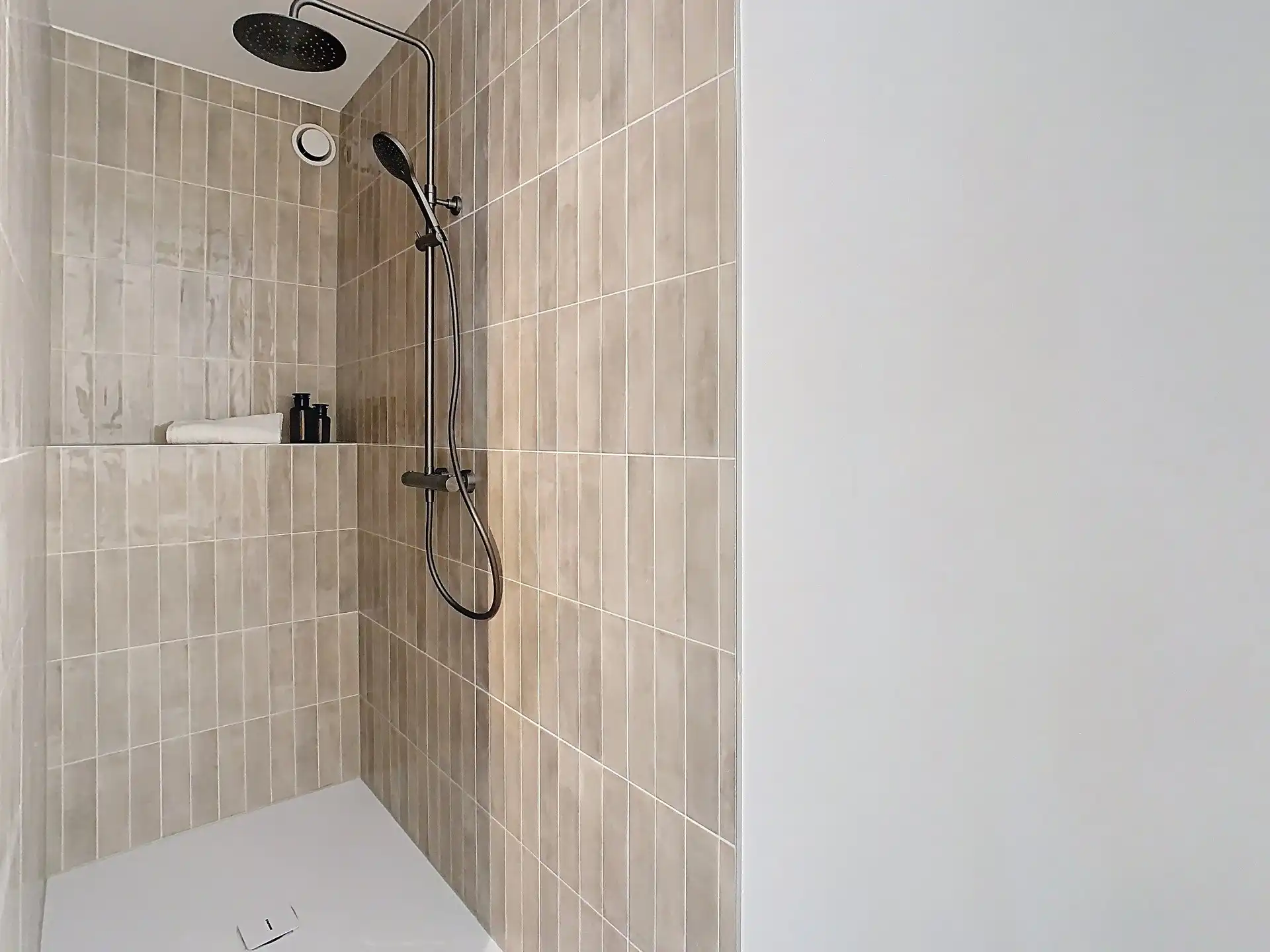 Nieuwbouwwoning met 3 slaapkamers in het gezellige Godsheide foto 14