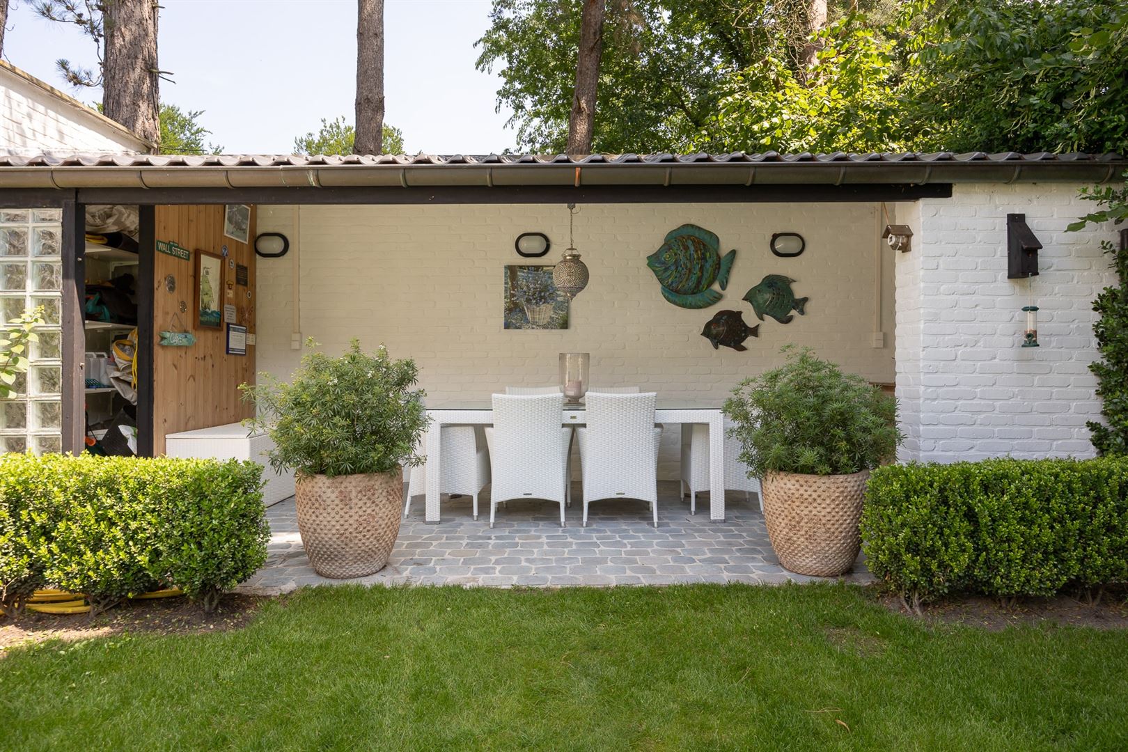 Een moderne villa met 4 ruime SLKS  nabij het centrum van Heide- Kalmthout. foto 2