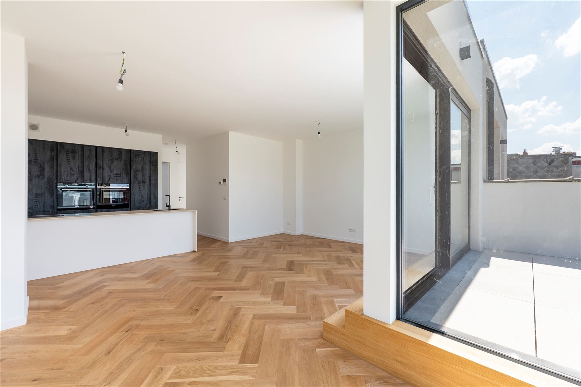 Gerenoveerde penthouse met ruim terras foto 5