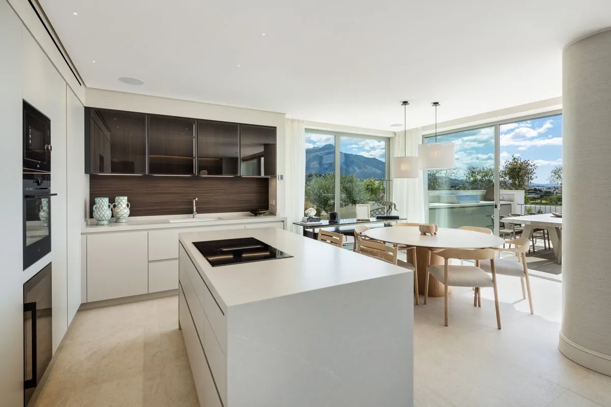 Exclusieve villa met ruim perceel – luxe, ruimte en sereniteit foto 14
