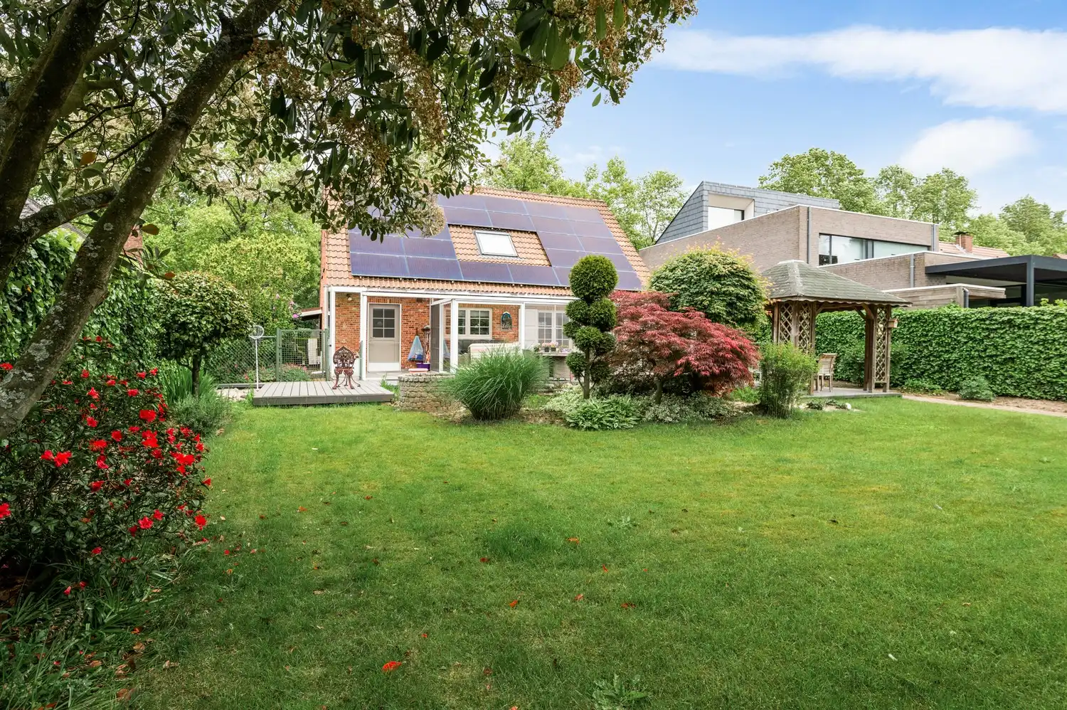 Charmante energiezuinige villa met prachtige tuin op toplocatie in Brasschaat foto 47
