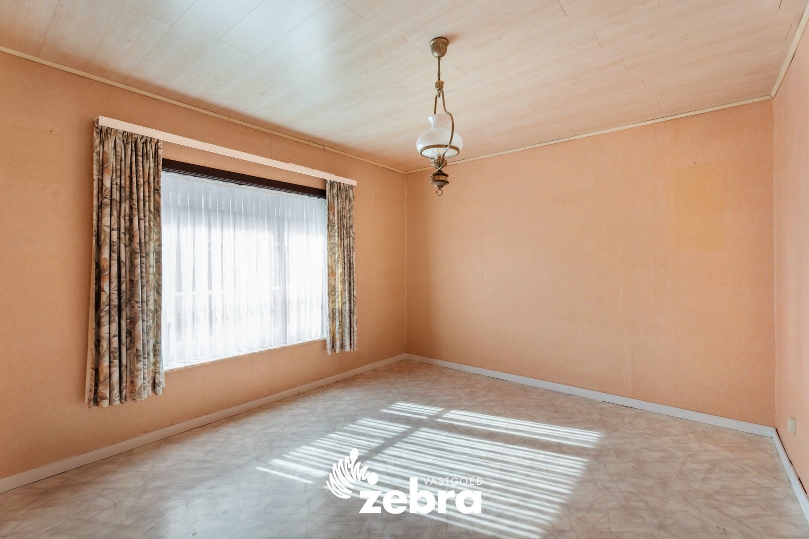 Gunstig gelegen woning met veel potentieel te Roeselare! foto 14