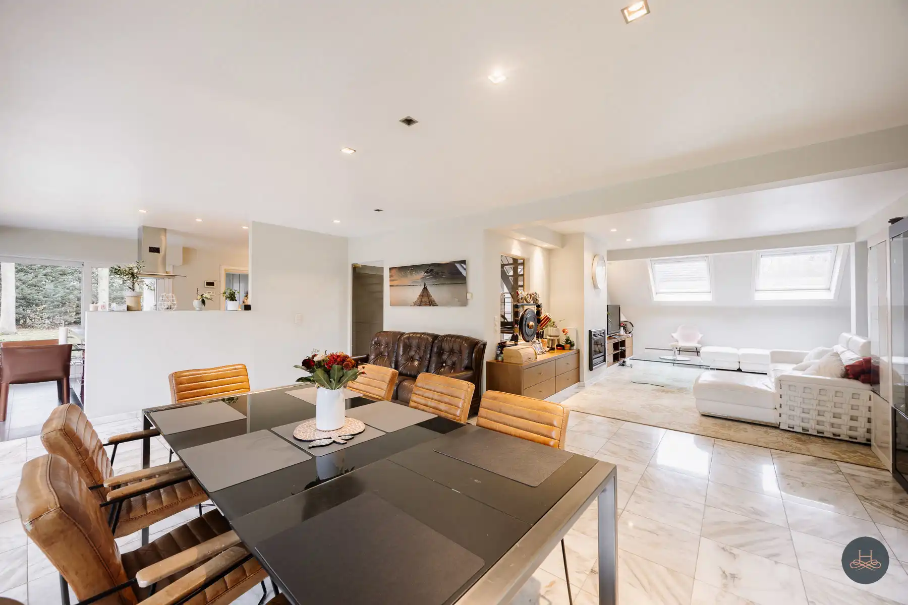 Functionele villa te koop met prachtige bomen op toplocatie foto 10