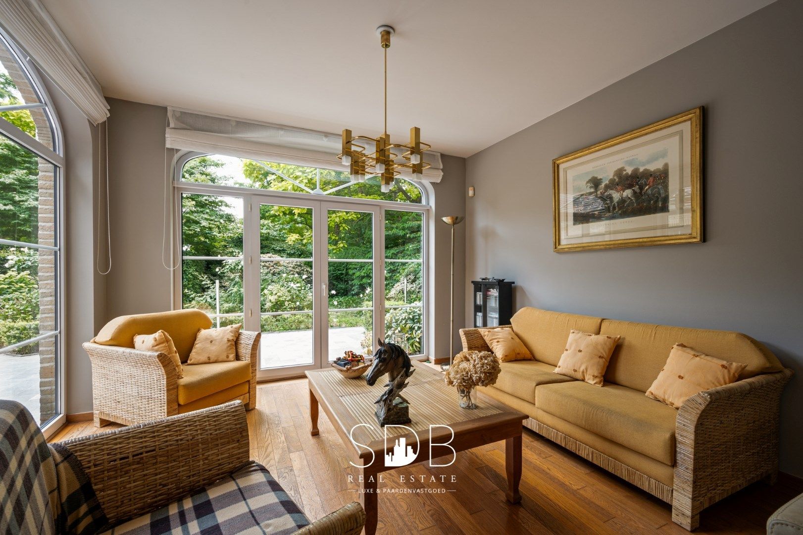 Prachtig landhuis met paardenfaciliteiten op 15.804m² foto 8