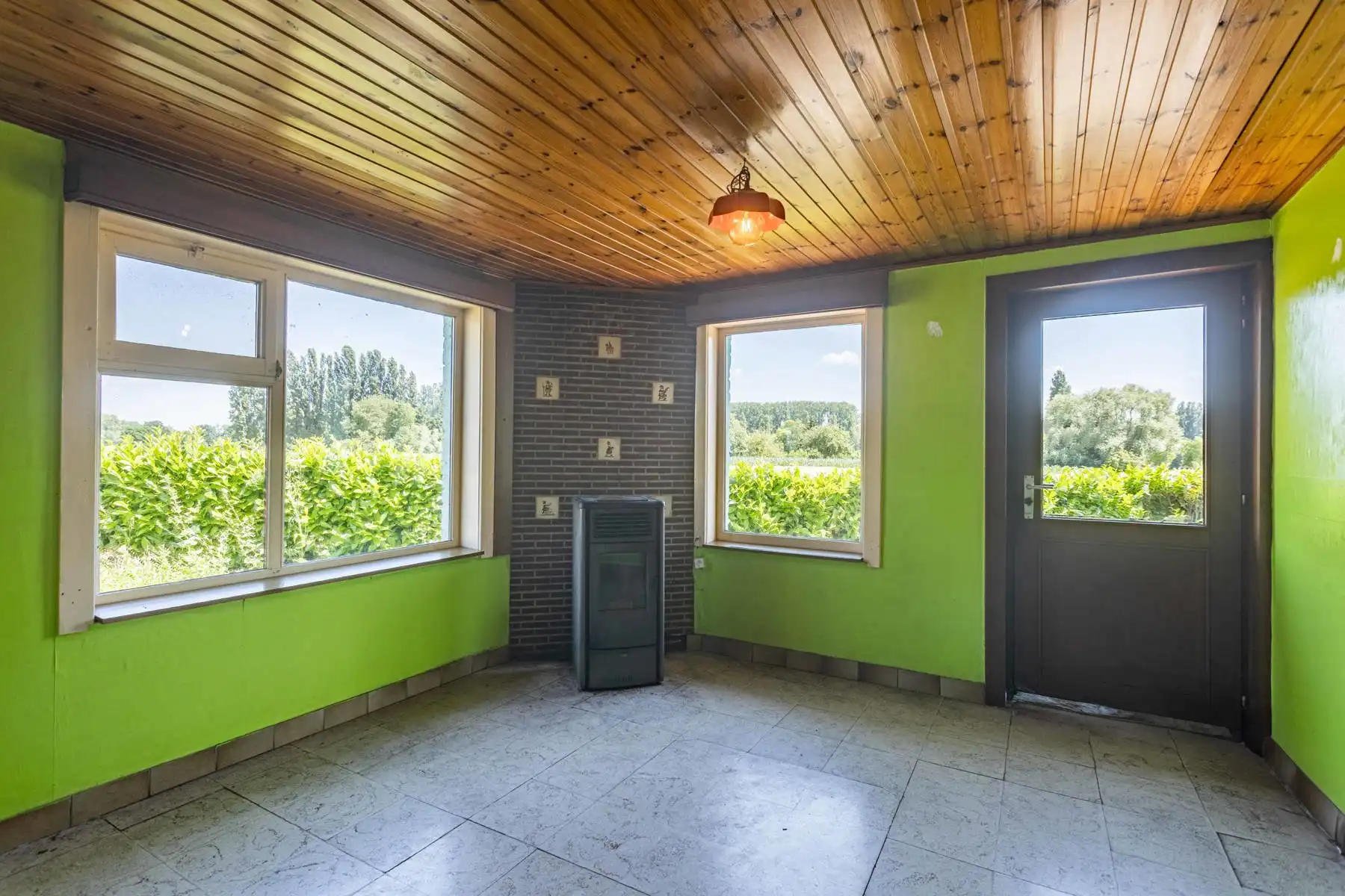 Te renoveren woning met grote tuin en atelier op toplocatie! foto 14