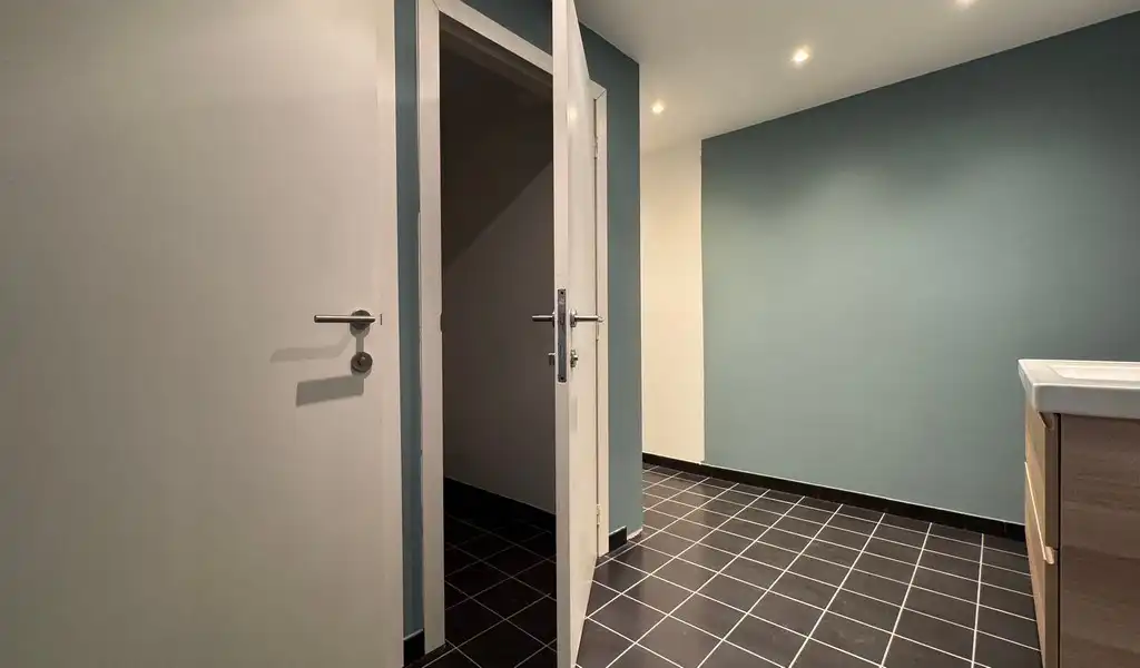 Vernieuwde kantoren te huur vlakbij Eilandje in Antwerpen foto 16