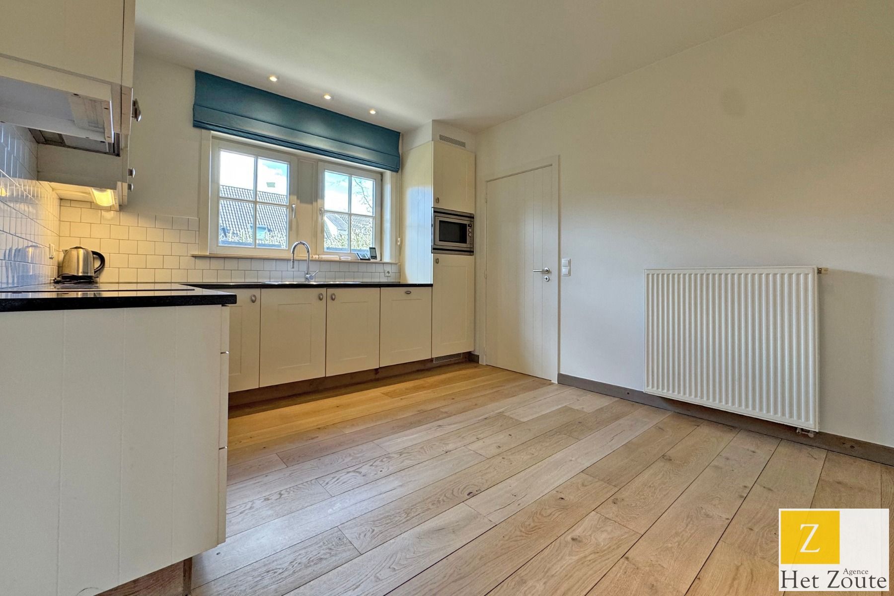 Opgefriste woning met tuin in het hartje van Ramskapelle foto 19